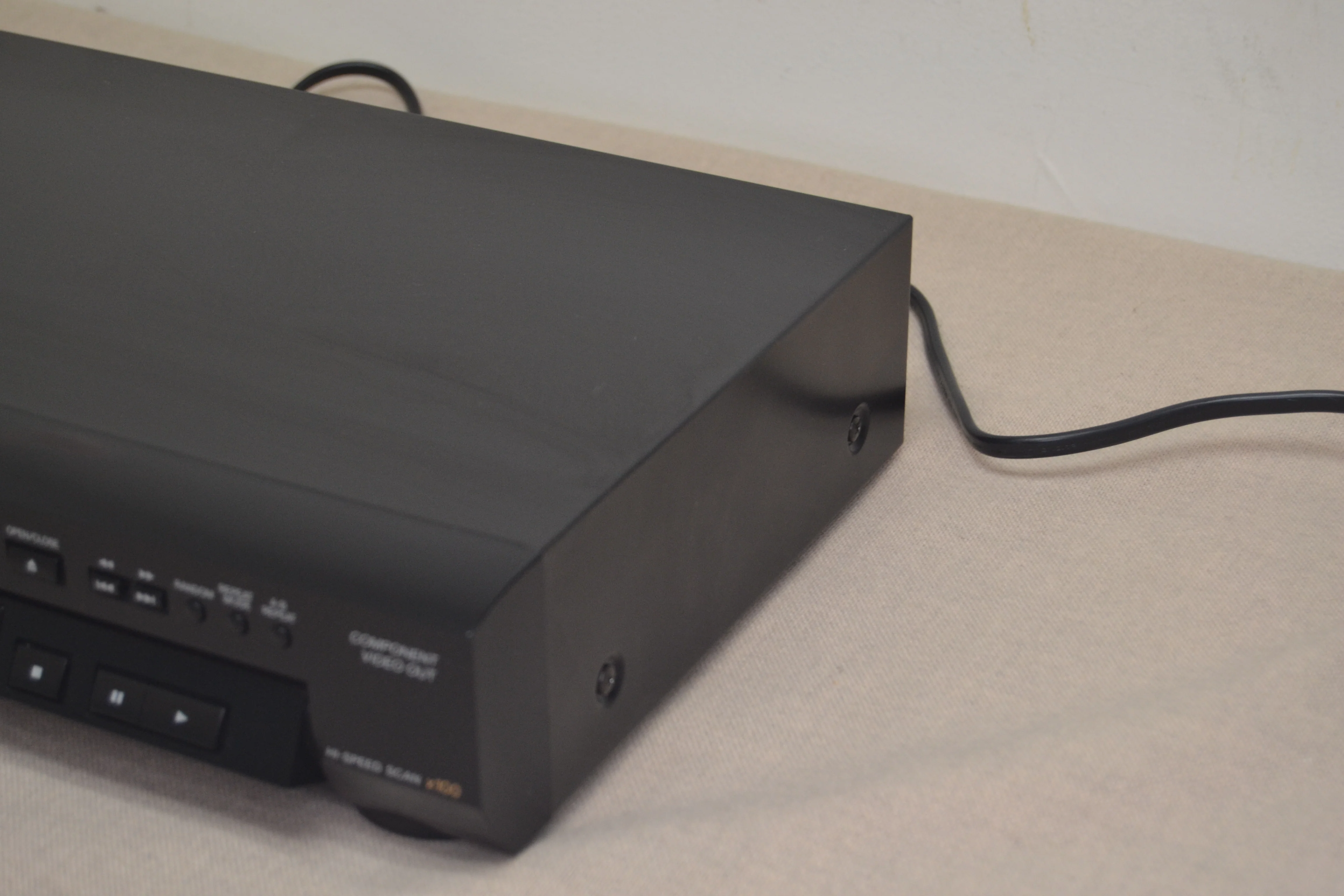 Panasonic DVD-RV21 CD/DVD Player * Remote Control - Image 8