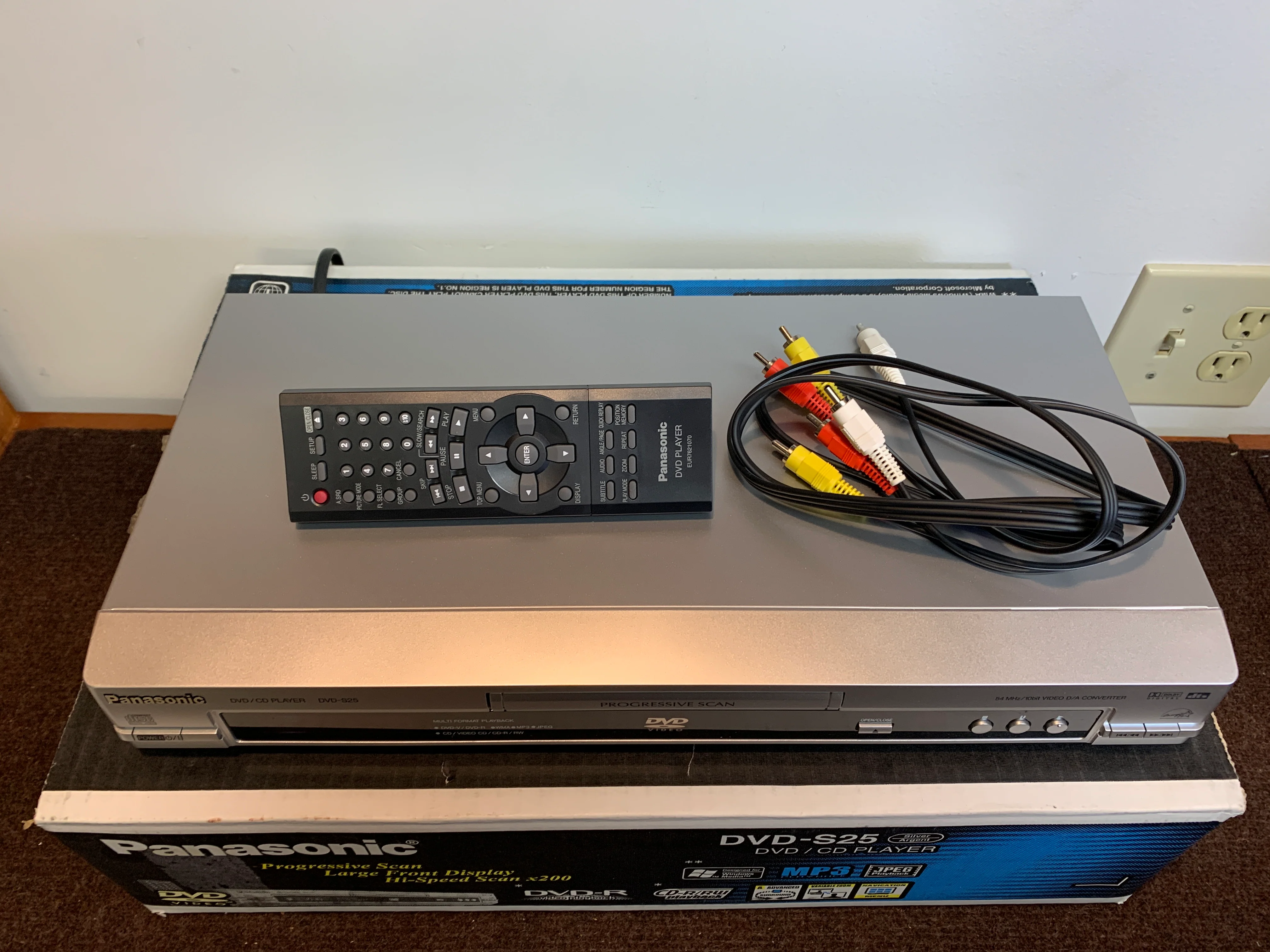 Panasonic DVD-S25 CD/DVD Single Player * Remote * Box - Image 6