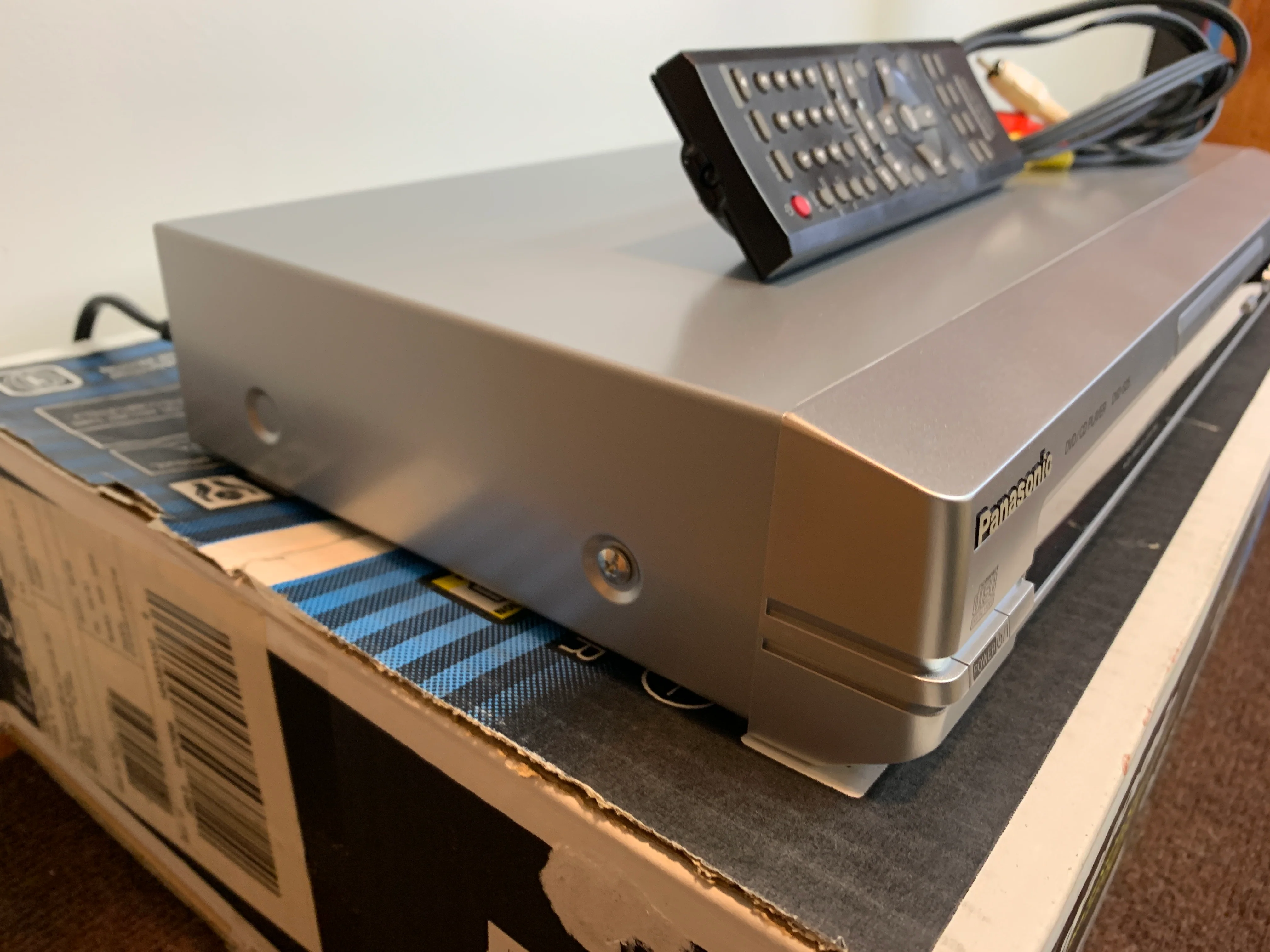 Panasonic DVD-S25 CD/DVD Single Player * Remote * Box - Image 8