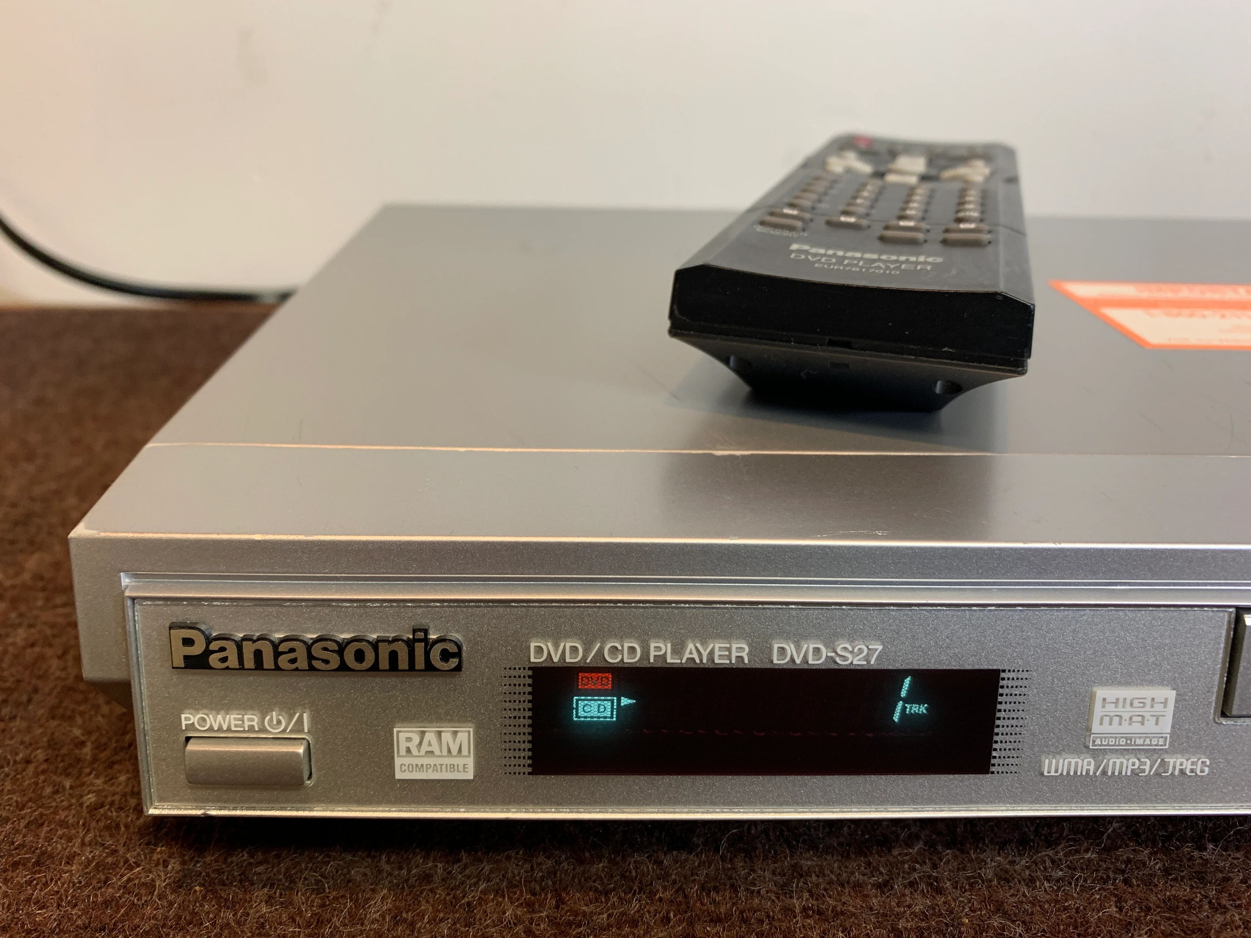 Panasonic DVD-S27 DVD/CD Player - Remote - Image 2