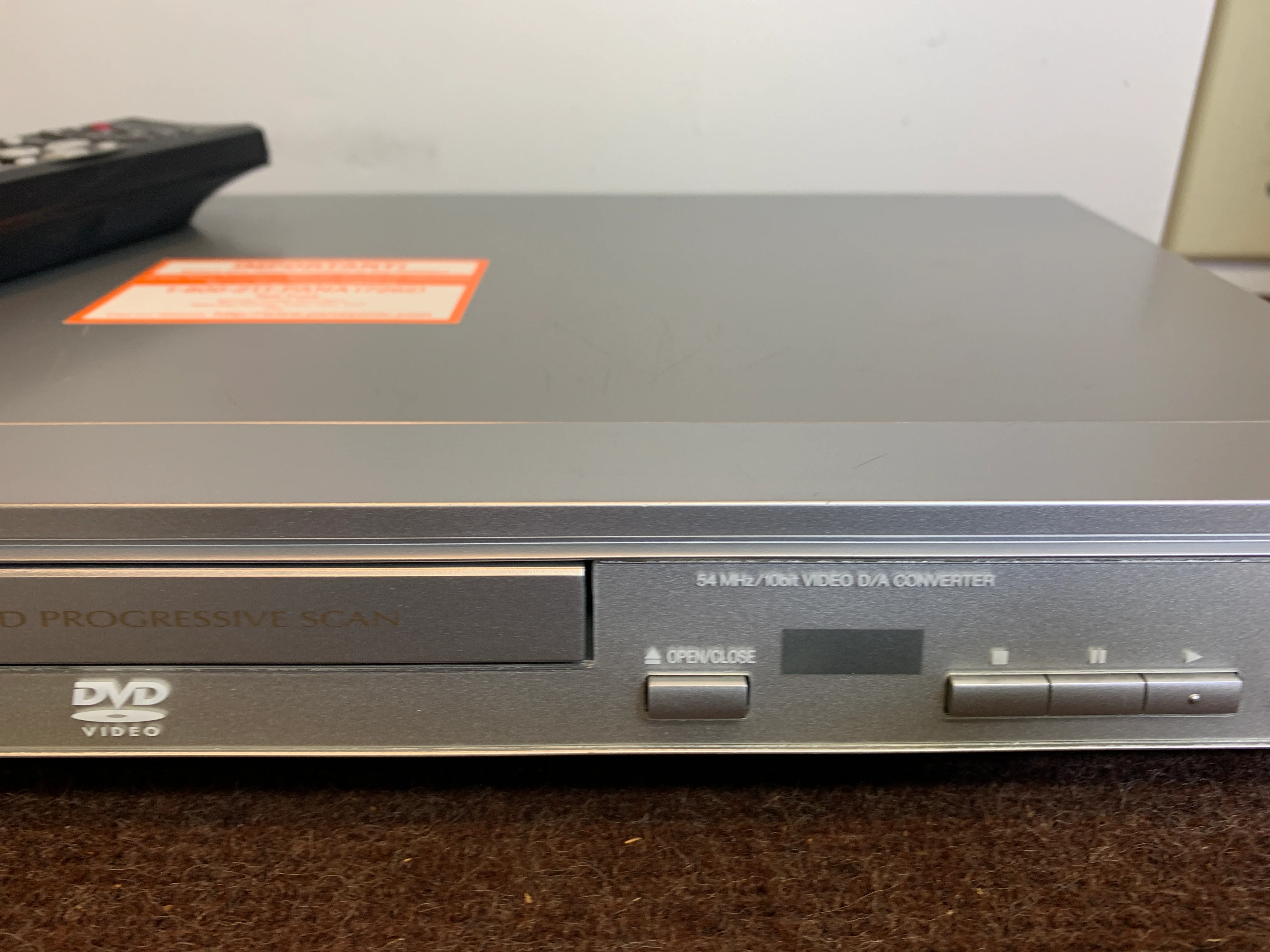 Panasonic DVD-S27 DVD/CD Player - Remote - Image 4