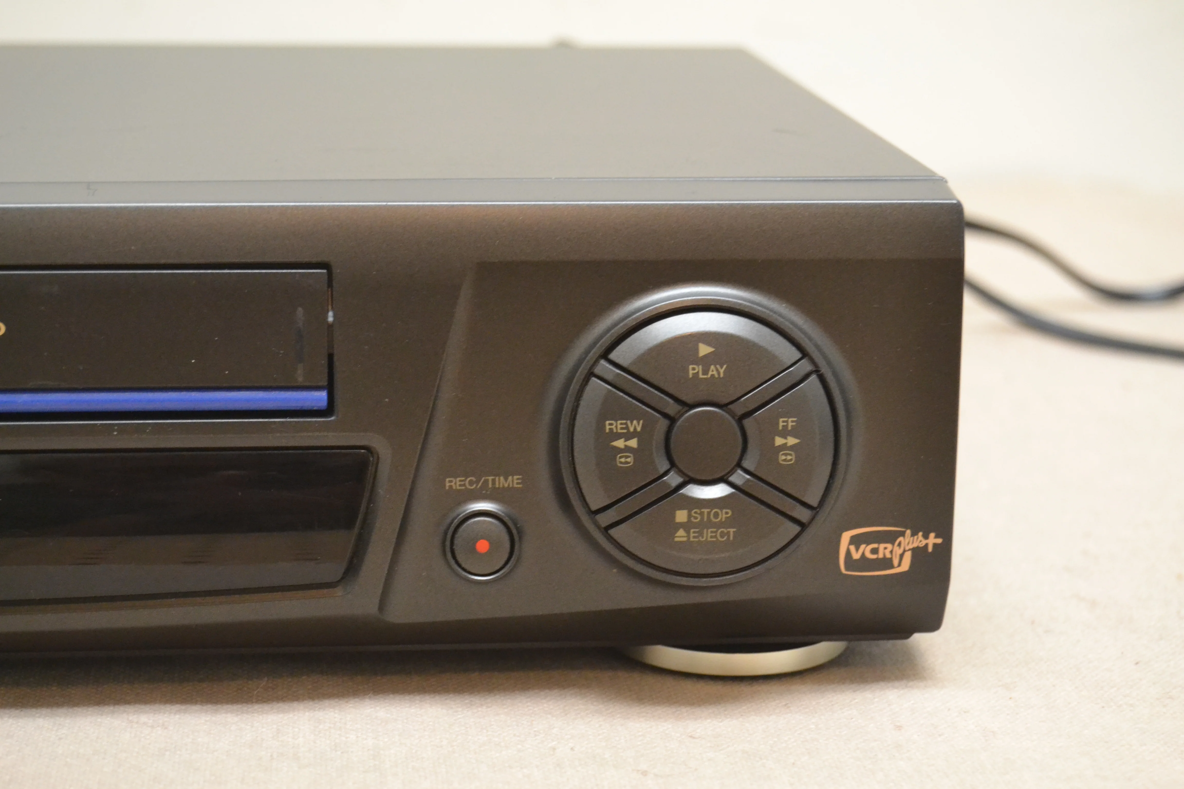 Panasonic PV-8661 VHS Hi-Fi Stereo Single Player * Remote Control - Image 5