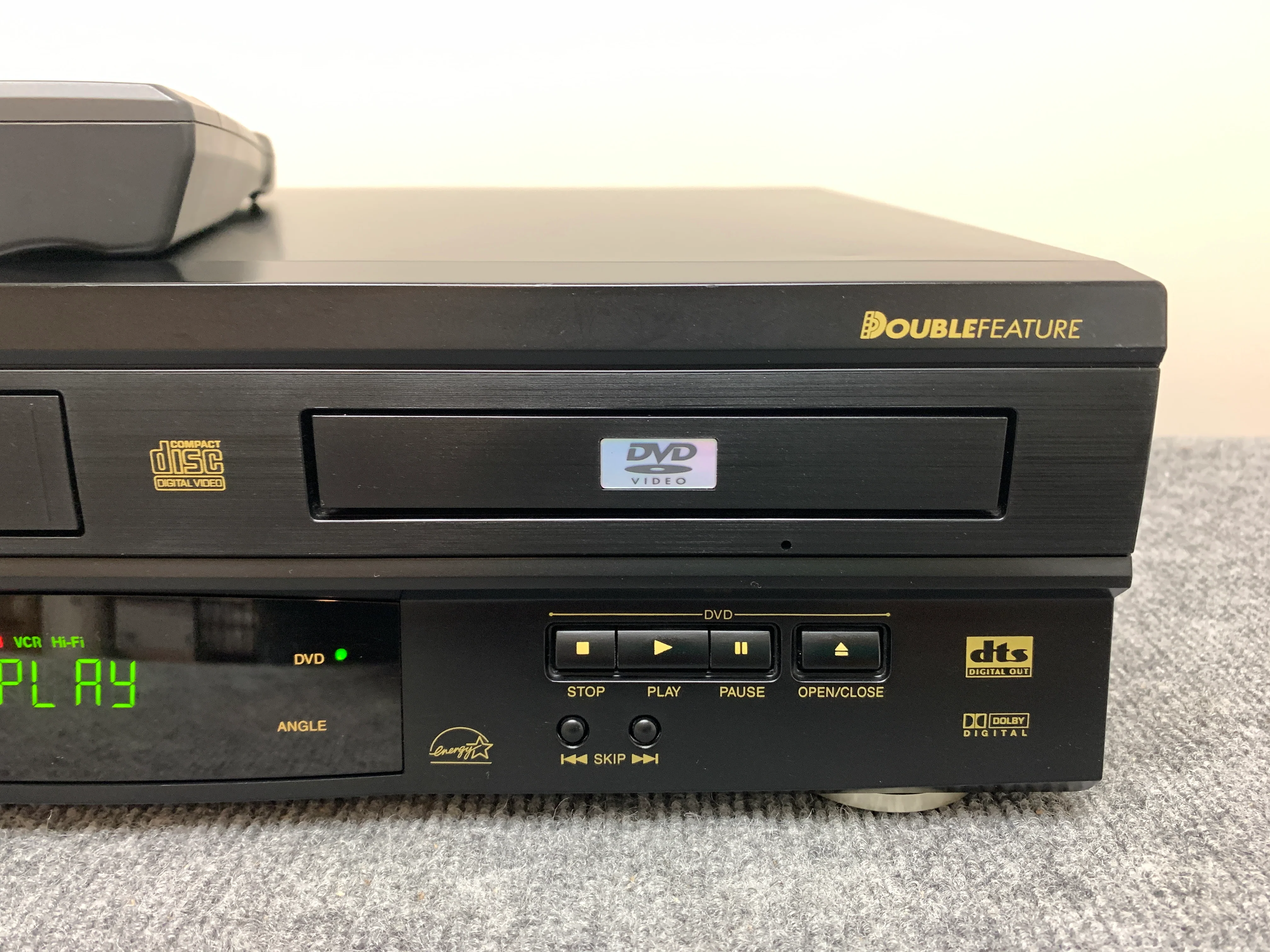 Panasonic PV-D4732 VHS / DVD Combo * Remote - Image 5