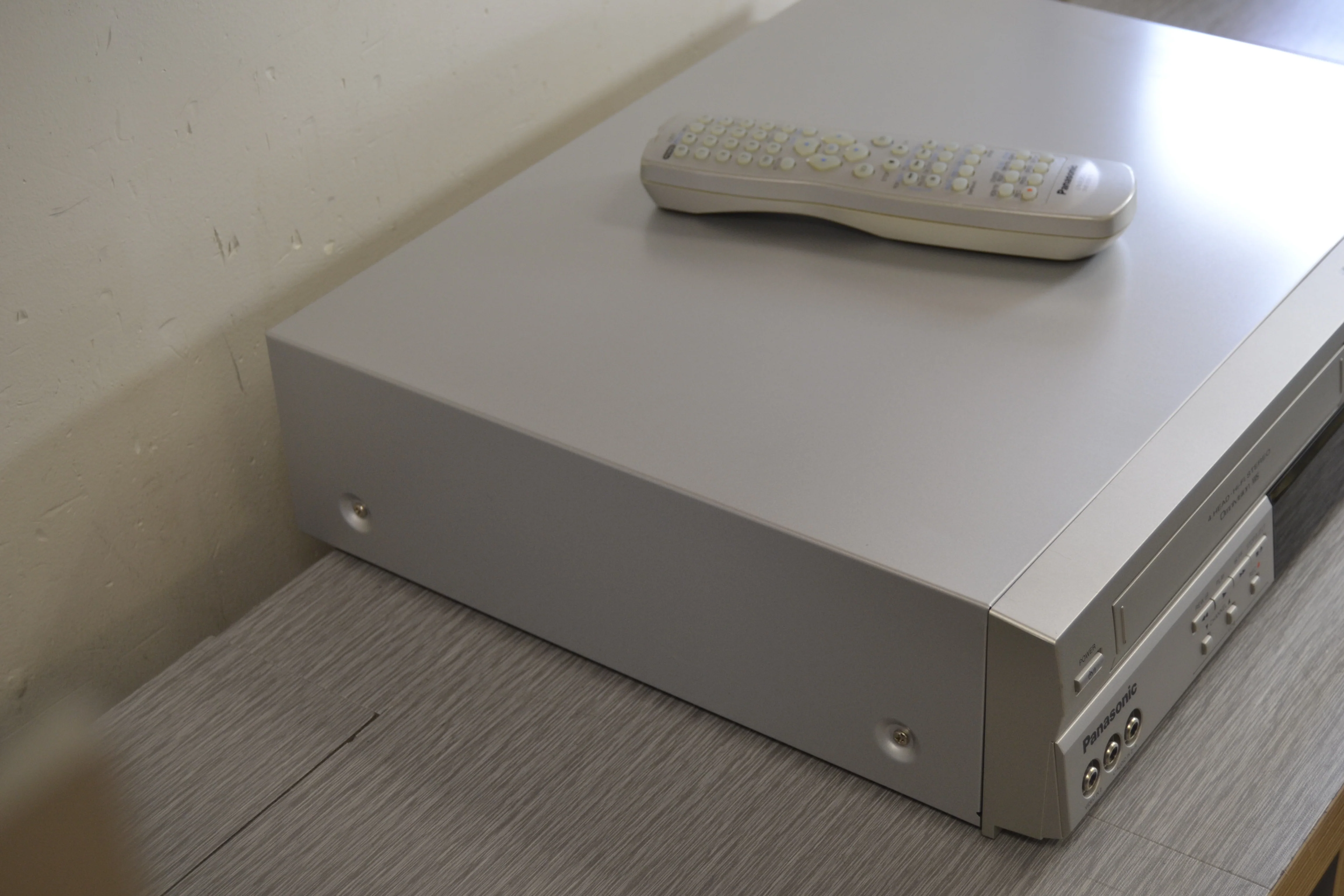 Panasonic PV-D4743S VHS/DVD Combo Player * Remote Control - Image 6