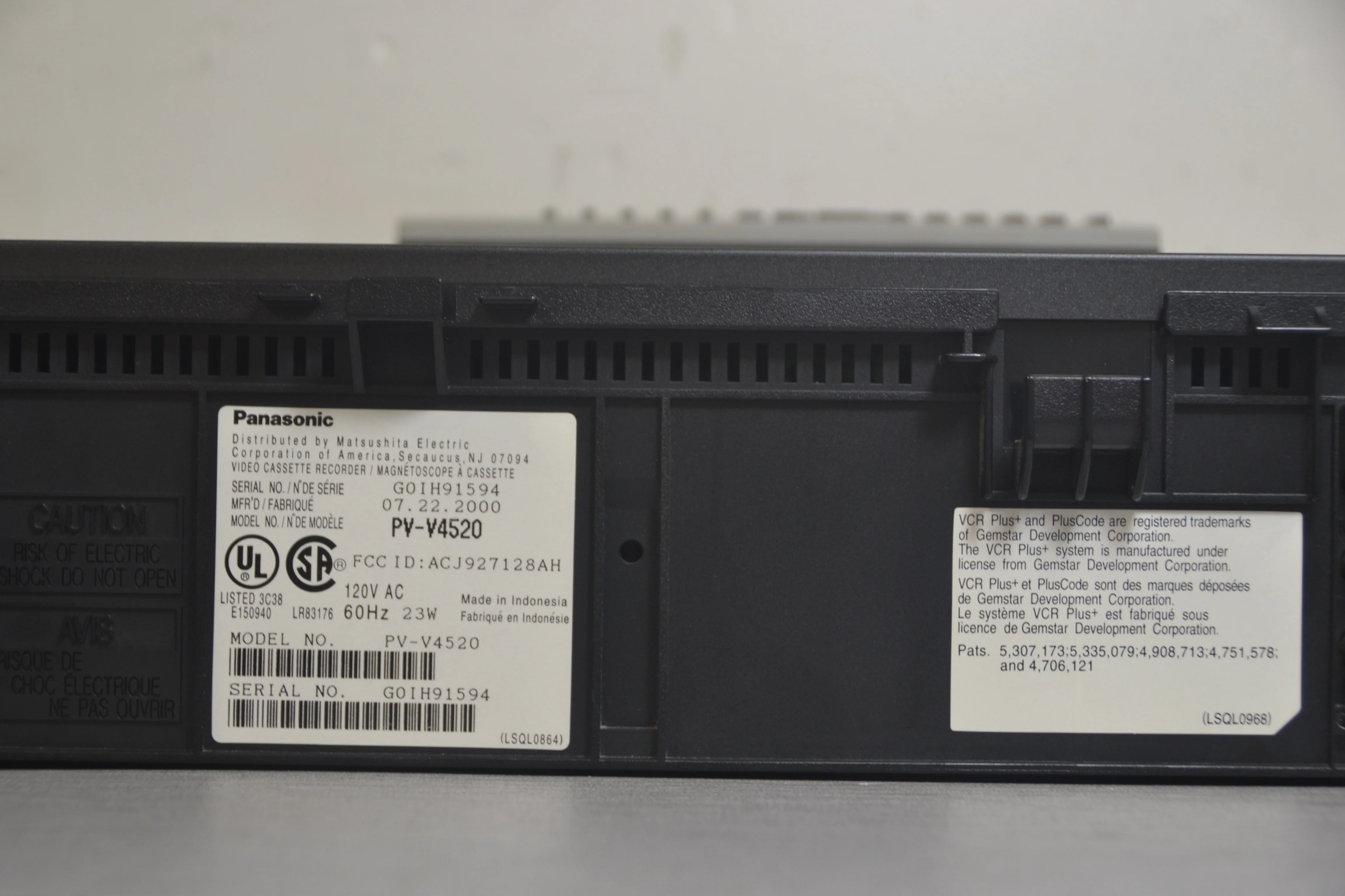 Panasonic PV-V4520 Video Cassette Recorder * Remote - Image 10