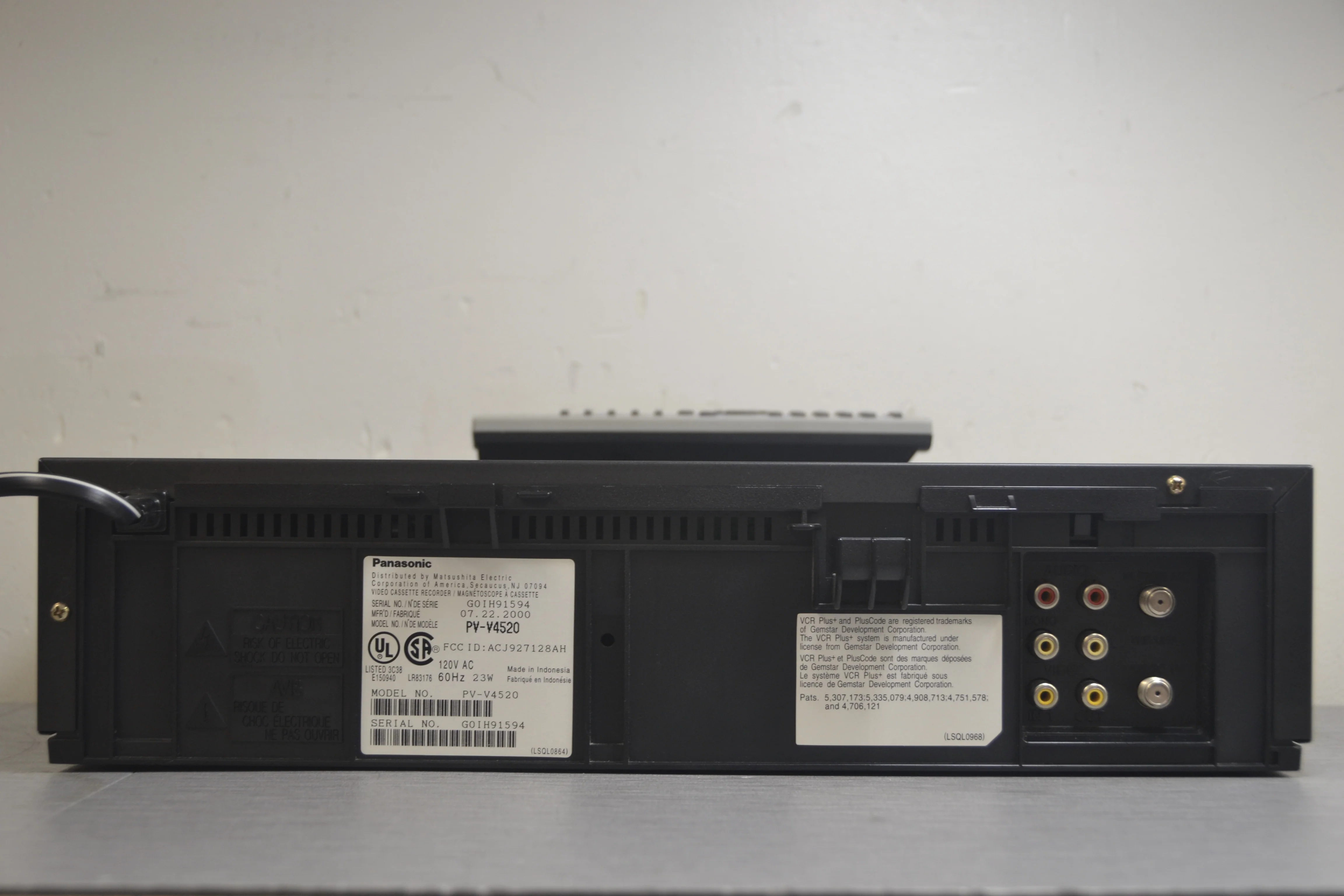 Panasonic PV-V4520 Video Cassette Recorder * Remote - Image 8