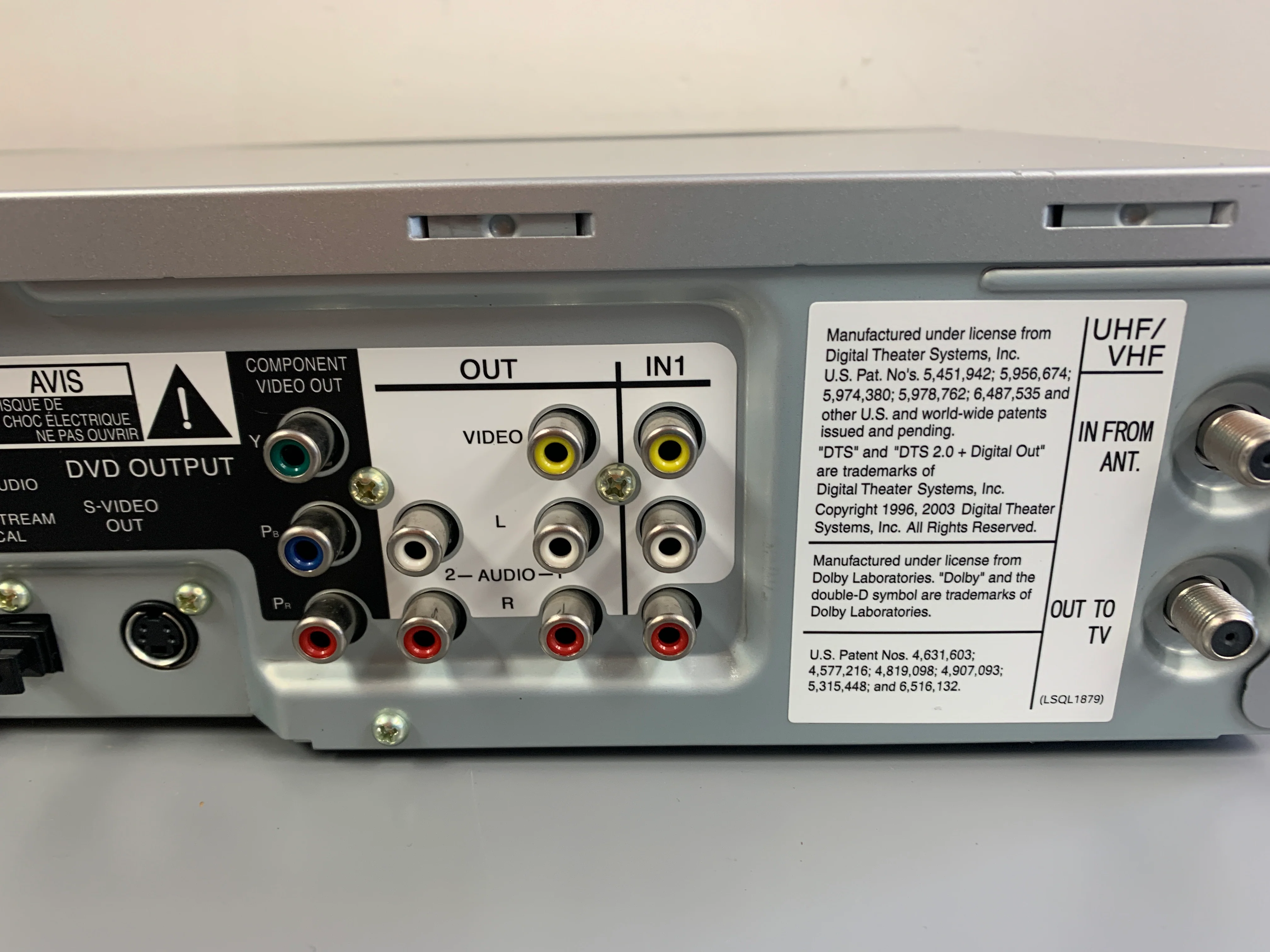 Panasonic PV-V4745S VCR and DVD Player - Image 10