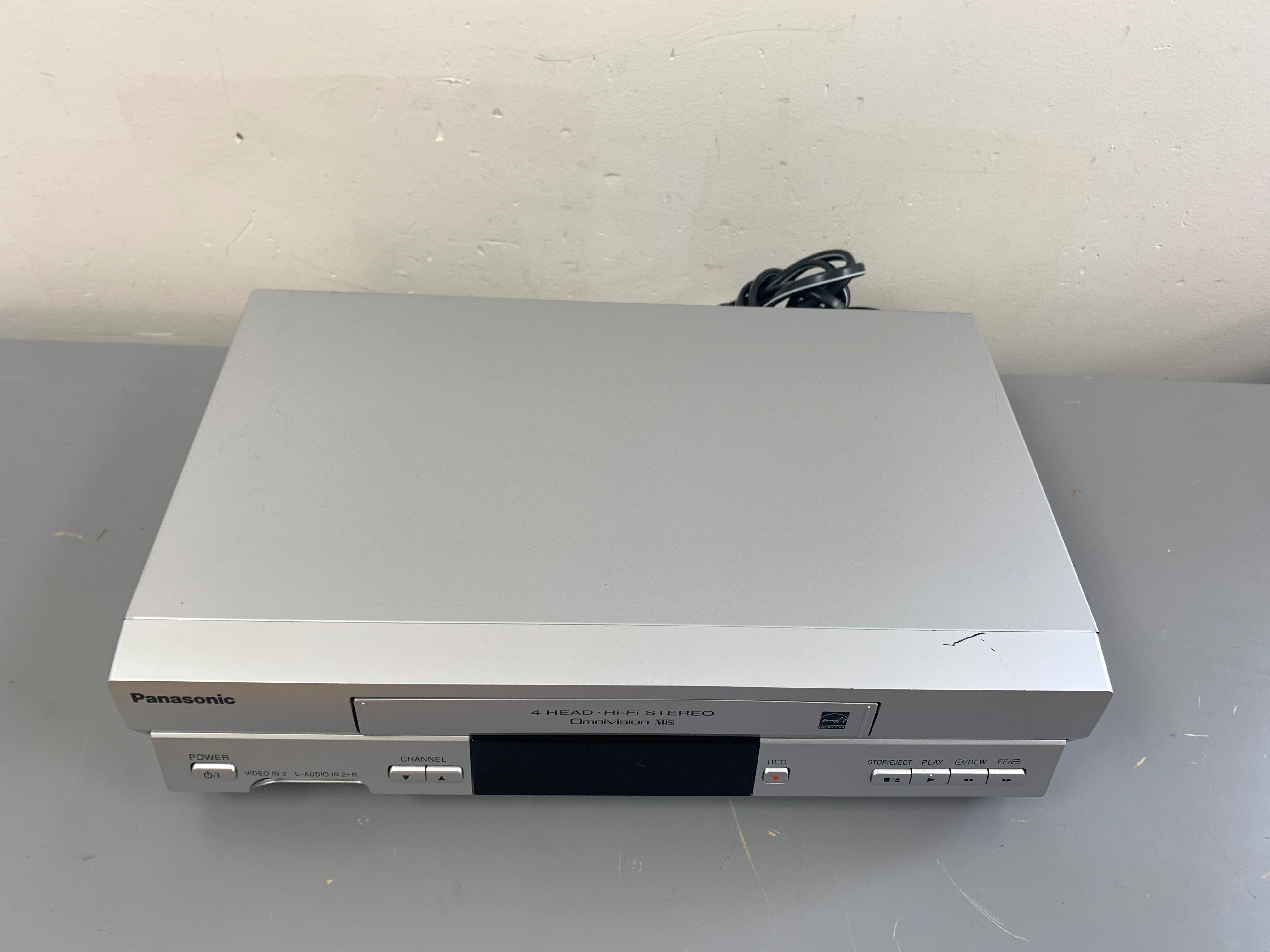 Panasonic PV-V4525S Video Cassette Recorder - Image 10