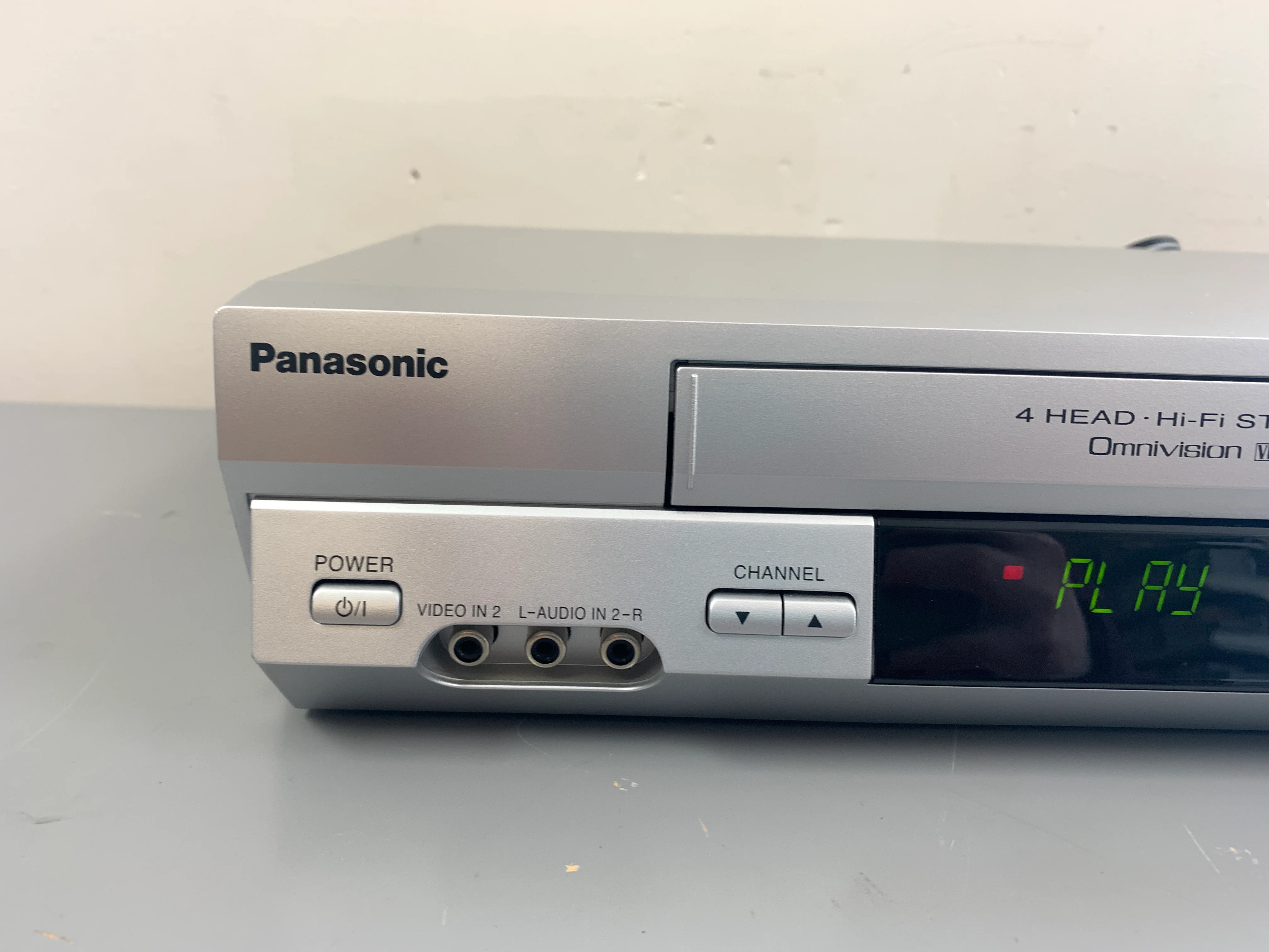 Panasonic PV-V4525S Video Cassette Recorder - Image 9
