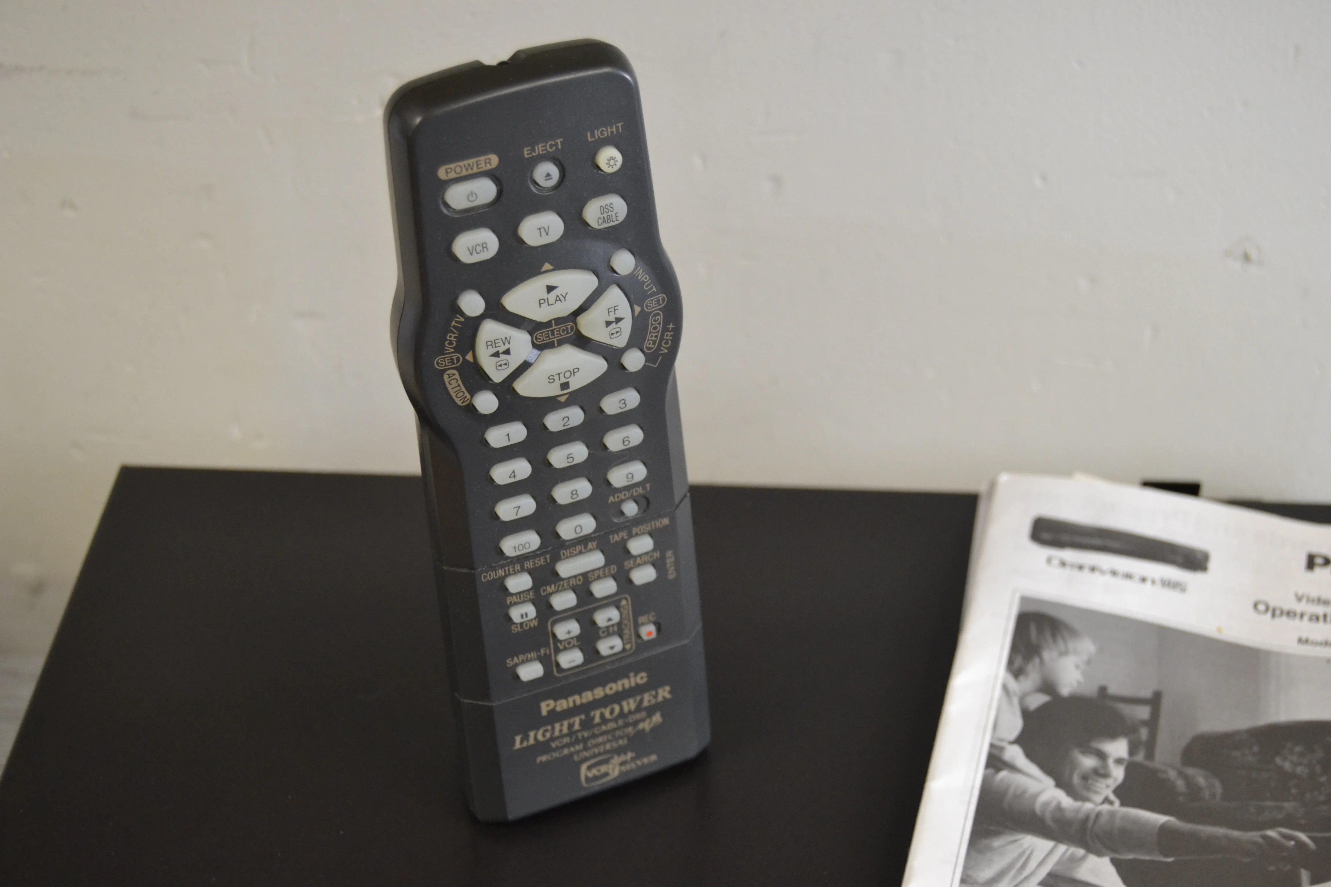 Panasonic PV-V4601 Video Cassette Recorder * Remote * Manual - Image 6