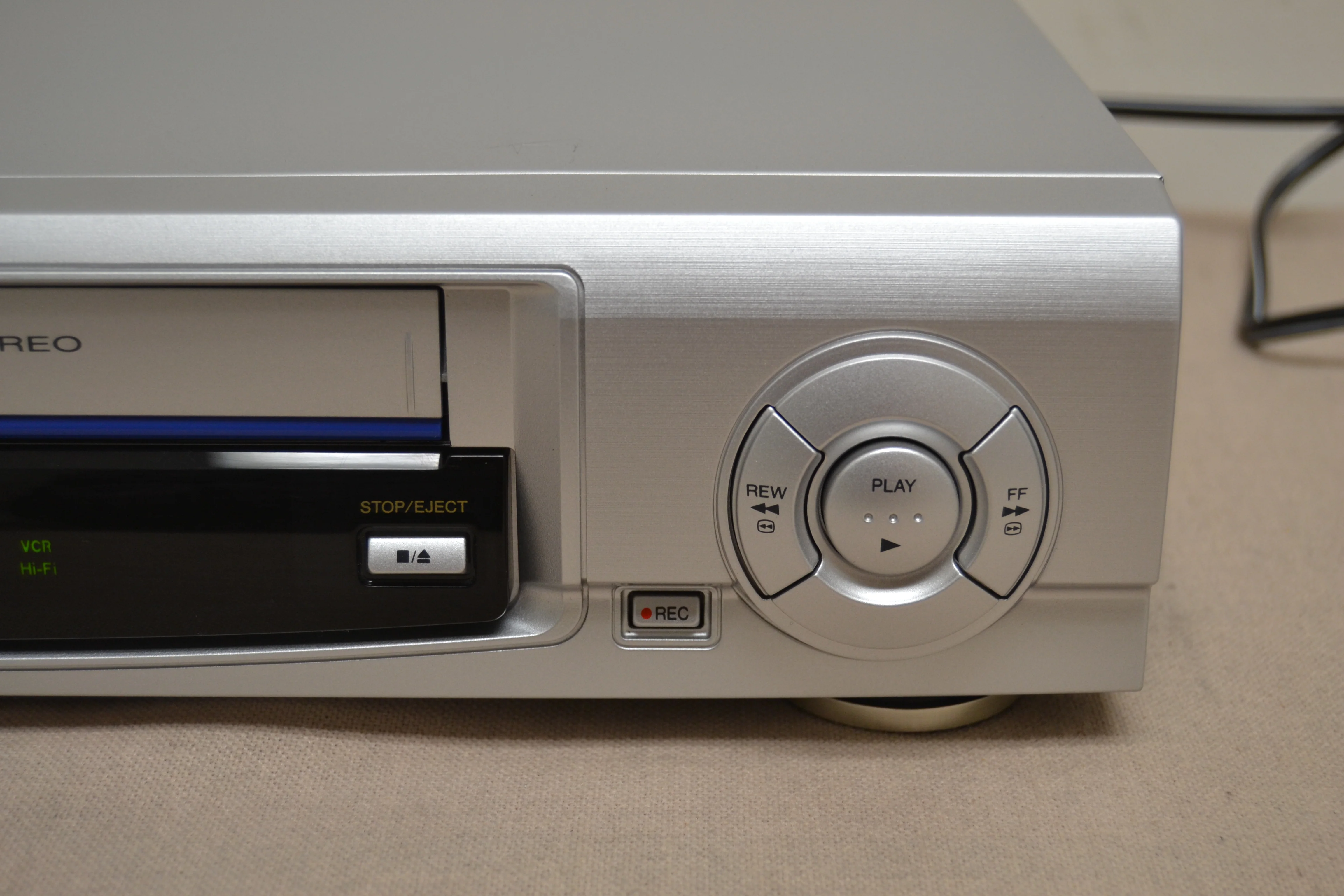 Panasonic PV-V4621 Video Cassette Recorder * Remote Control - Image 4