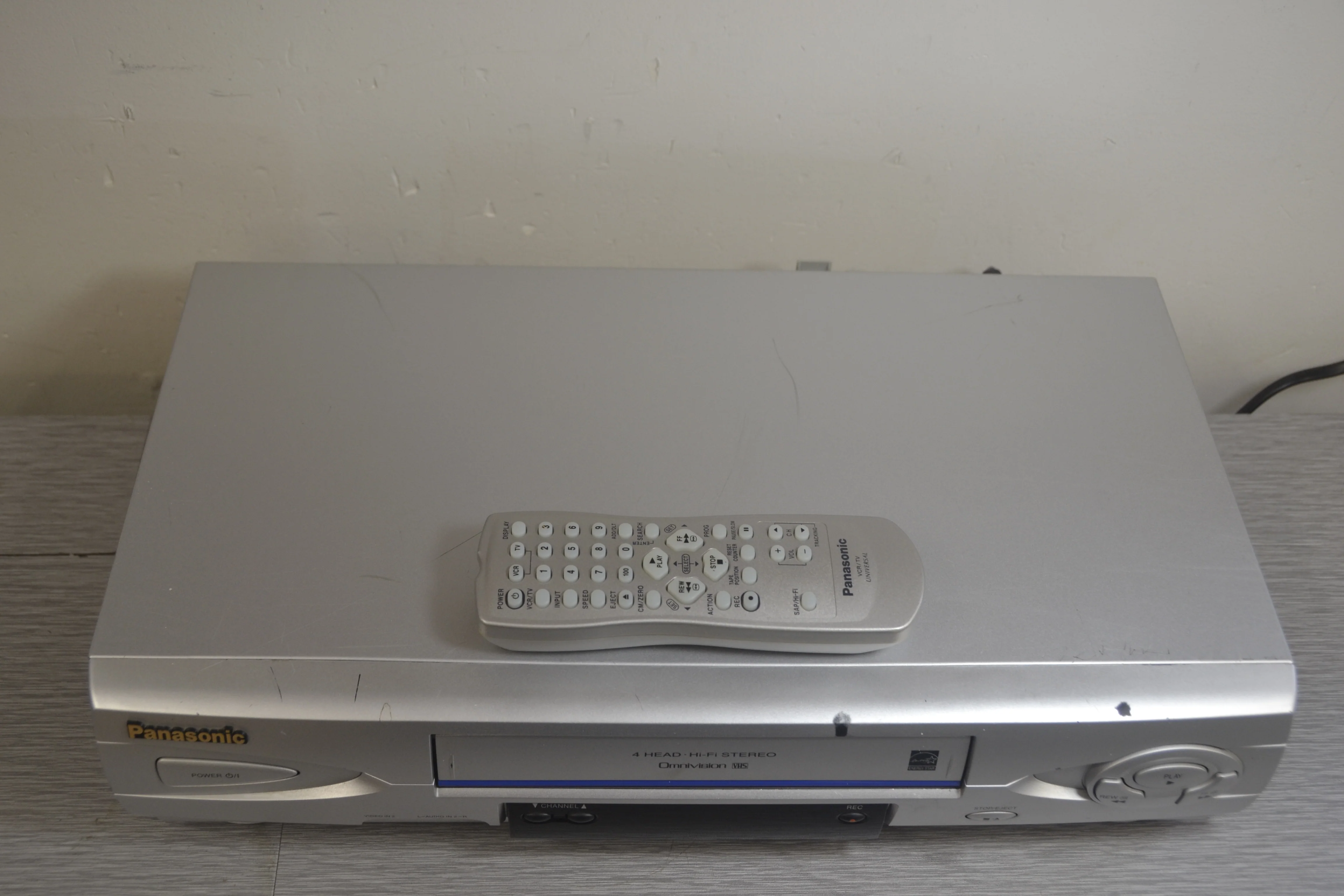 Panasonic PV-V464S VHS Video Cassette Recorder HiFi Stereo * Remote - Image 5