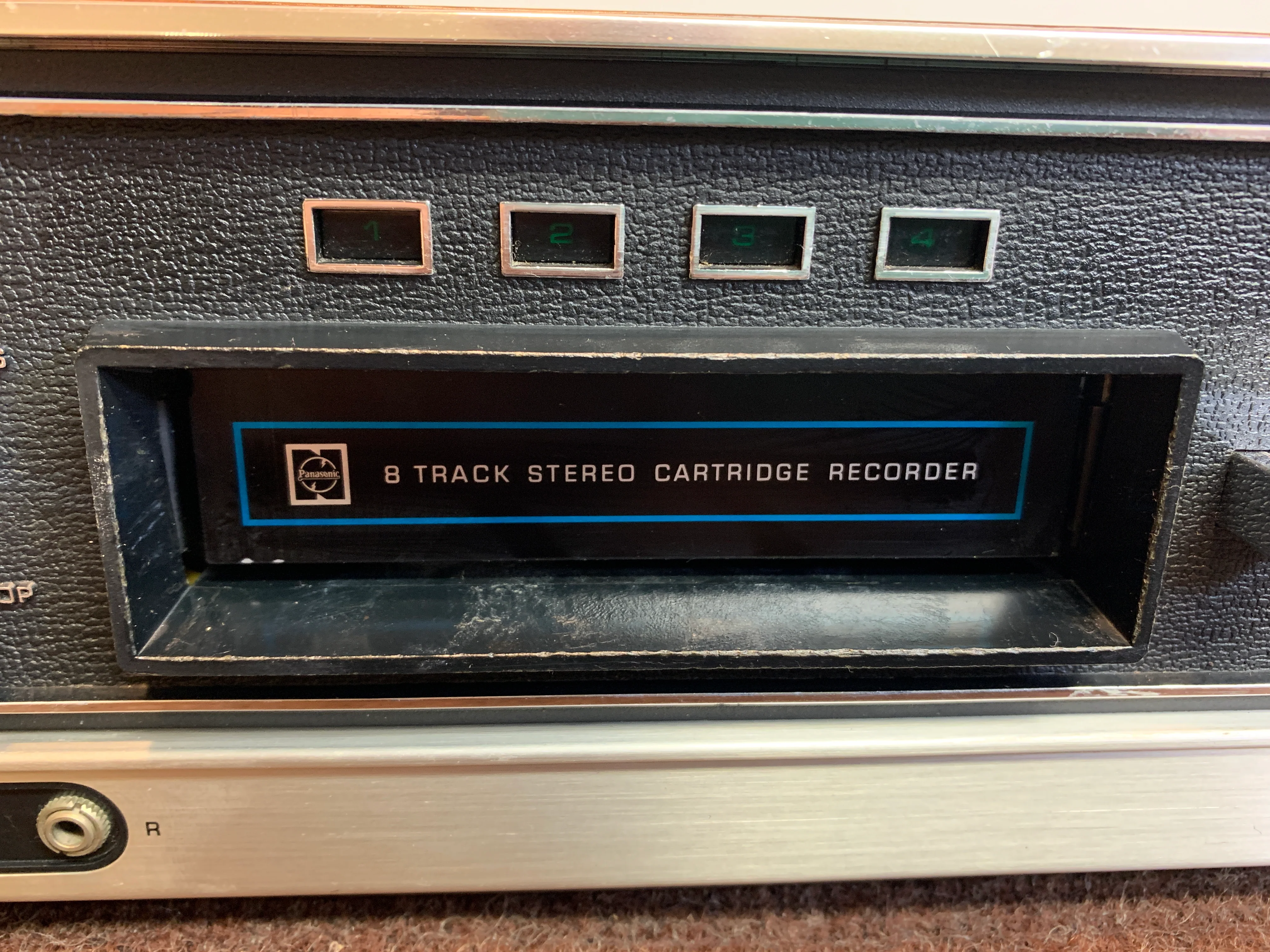 Panasonic RS-803US Eight Track Player/Recorder - Image 9