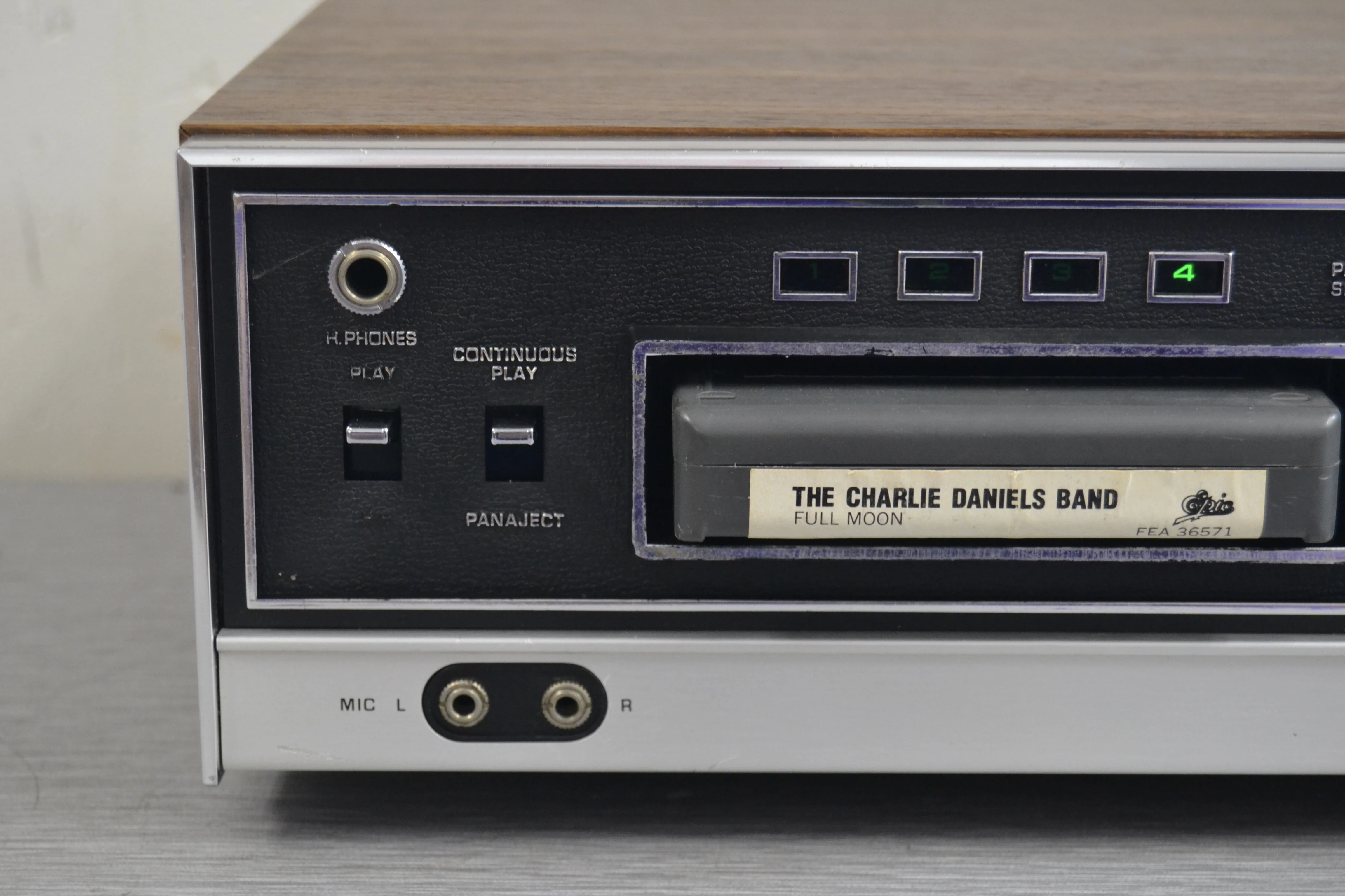 Panasonic RS-806US Eight Track Player and Recorder - Image 2