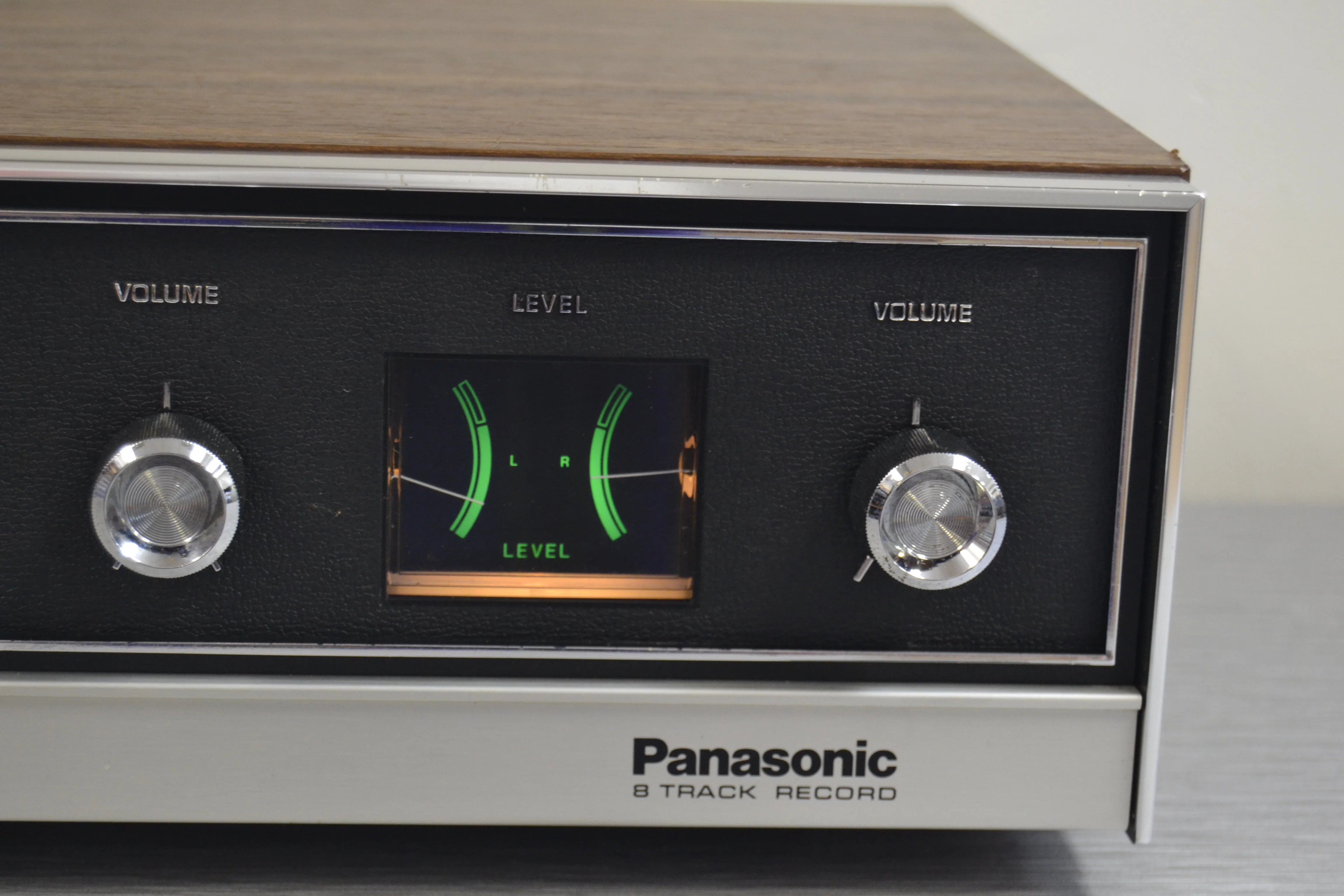Panasonic RS-806US Eight Track Player and Recorder - Image 6