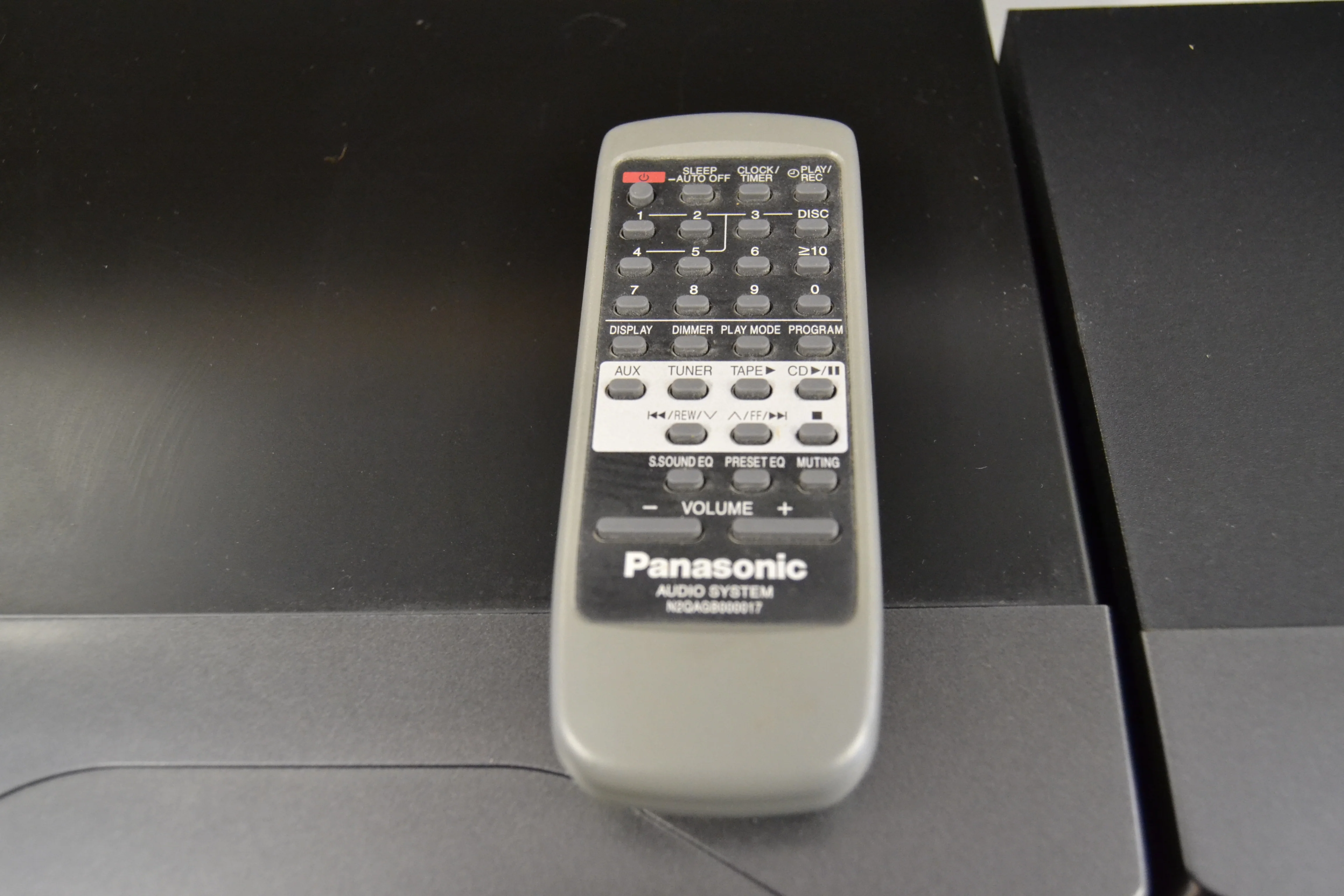 PANASONIC SA-AK300 5 CD Changer/AM/F Radio /Dual Cassette Stereo System * Remote - Image 10