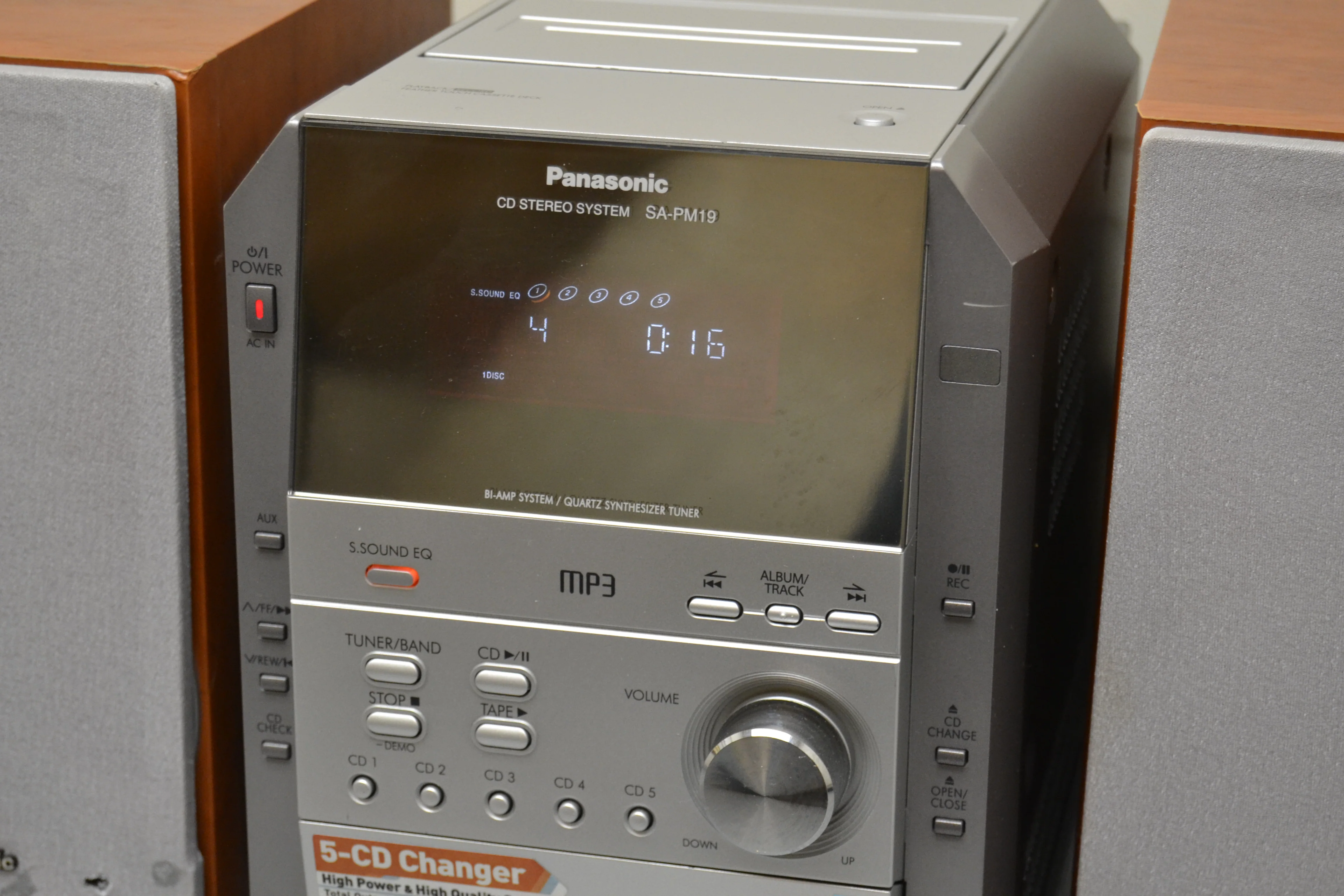 Panasonic SA-PM19 Mini Stereo System * Cd, Cassette, Radio & Speakers - Image 6