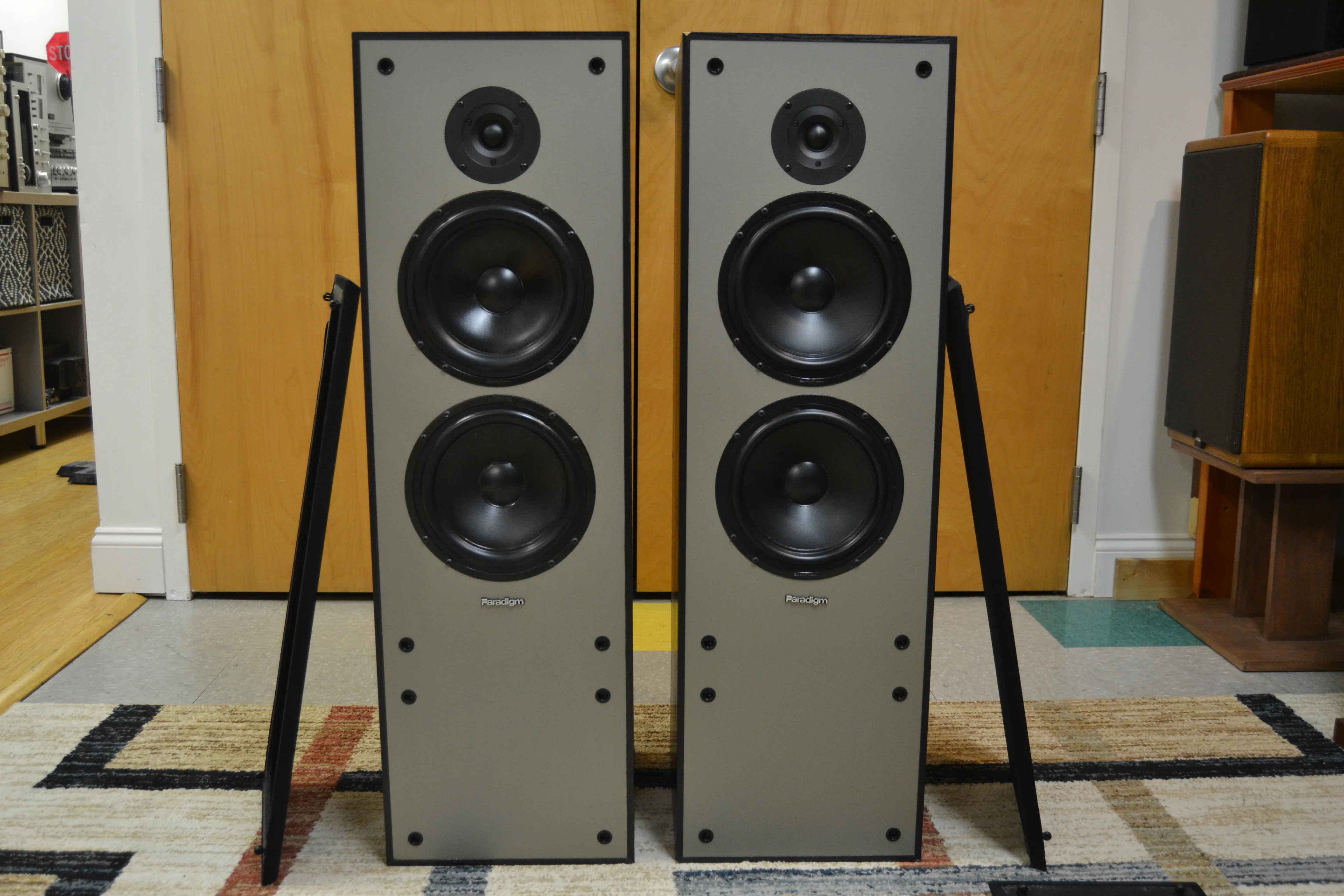 Paradigm 11se MKII Floor Standing Speakers - Image 2