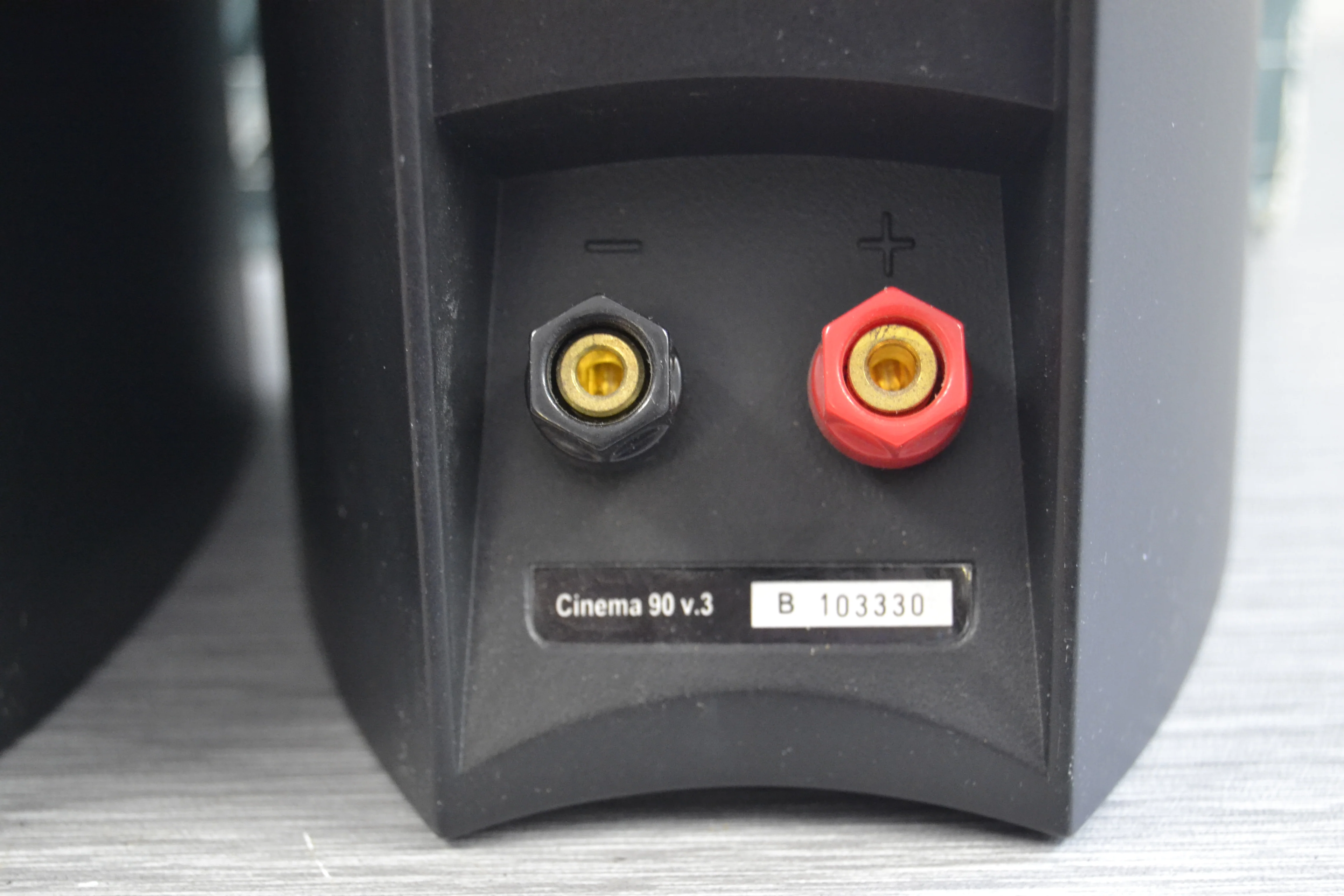 Paradigm Cinema 90 Bookshelf Speakers - Image 6