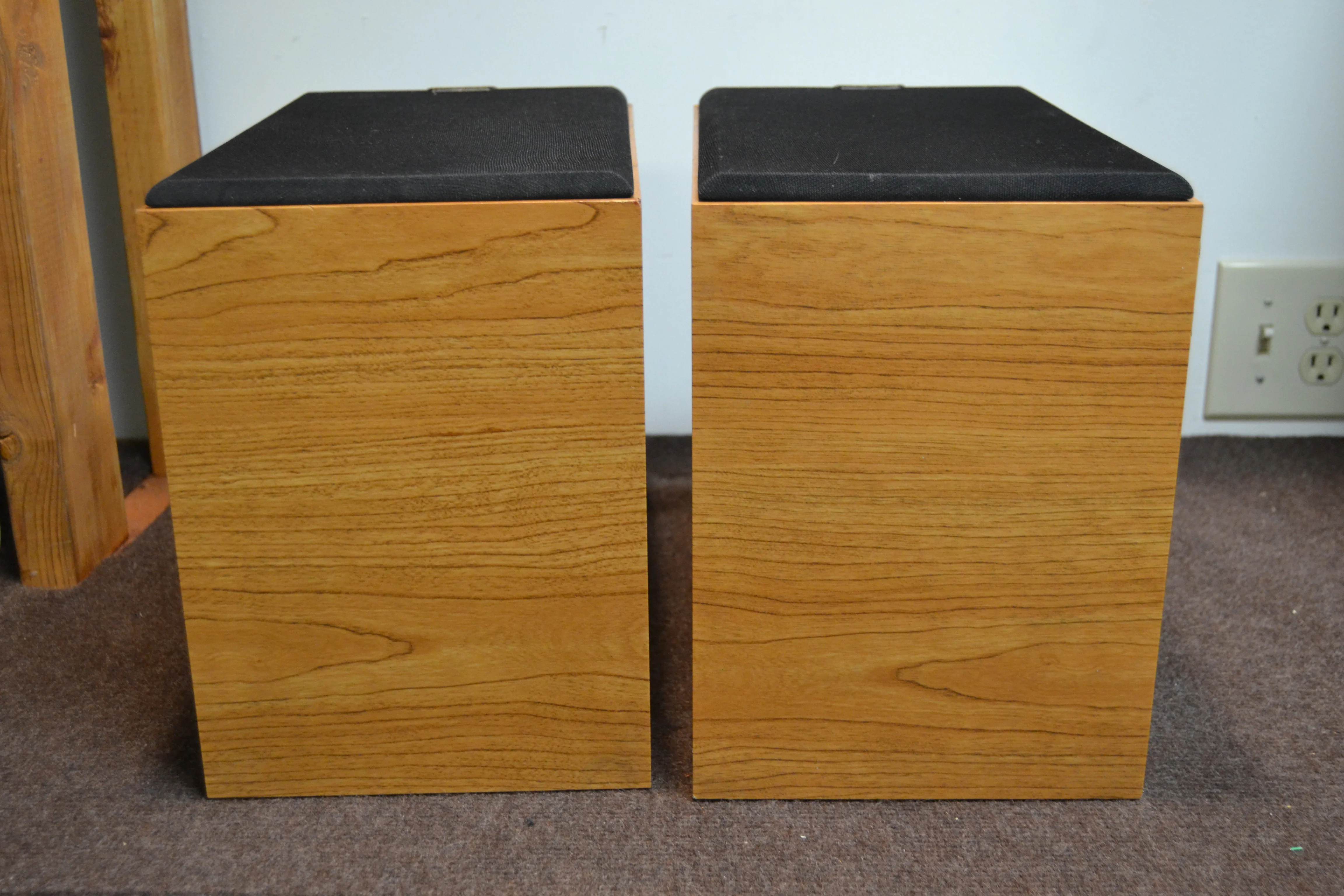 Paradigm Mini Monitor Bookshelf Speakers - Image 6