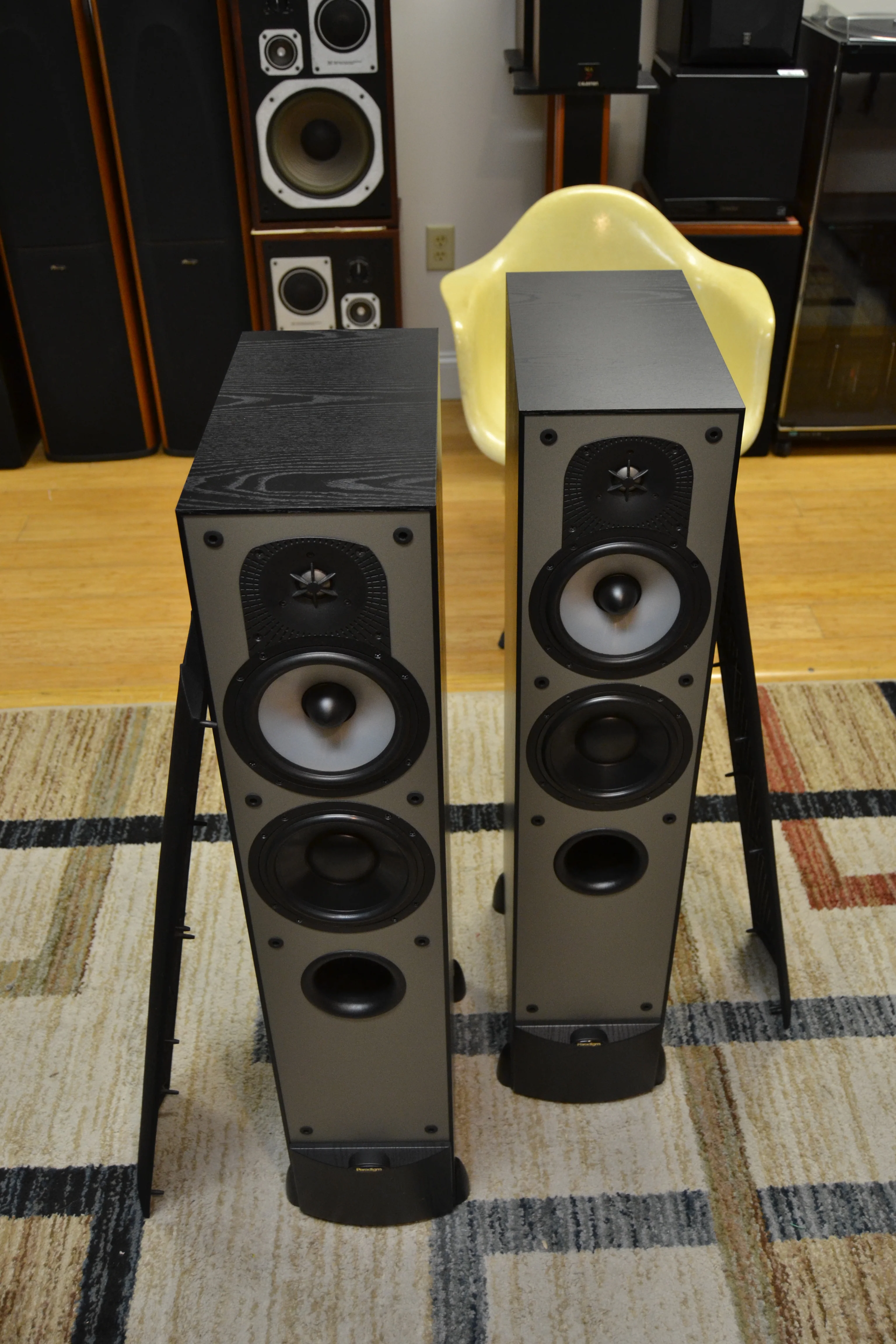 Paradigm Monitor 7 V.3 Floor Standing Speakers - Image 2