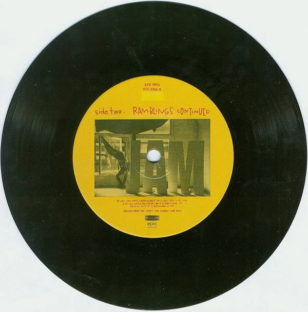 Pearl Jam - Who Killed Rudolph? (7", Single, Ltd, Promo) (Very Good Plus (VG+)) - Image 4