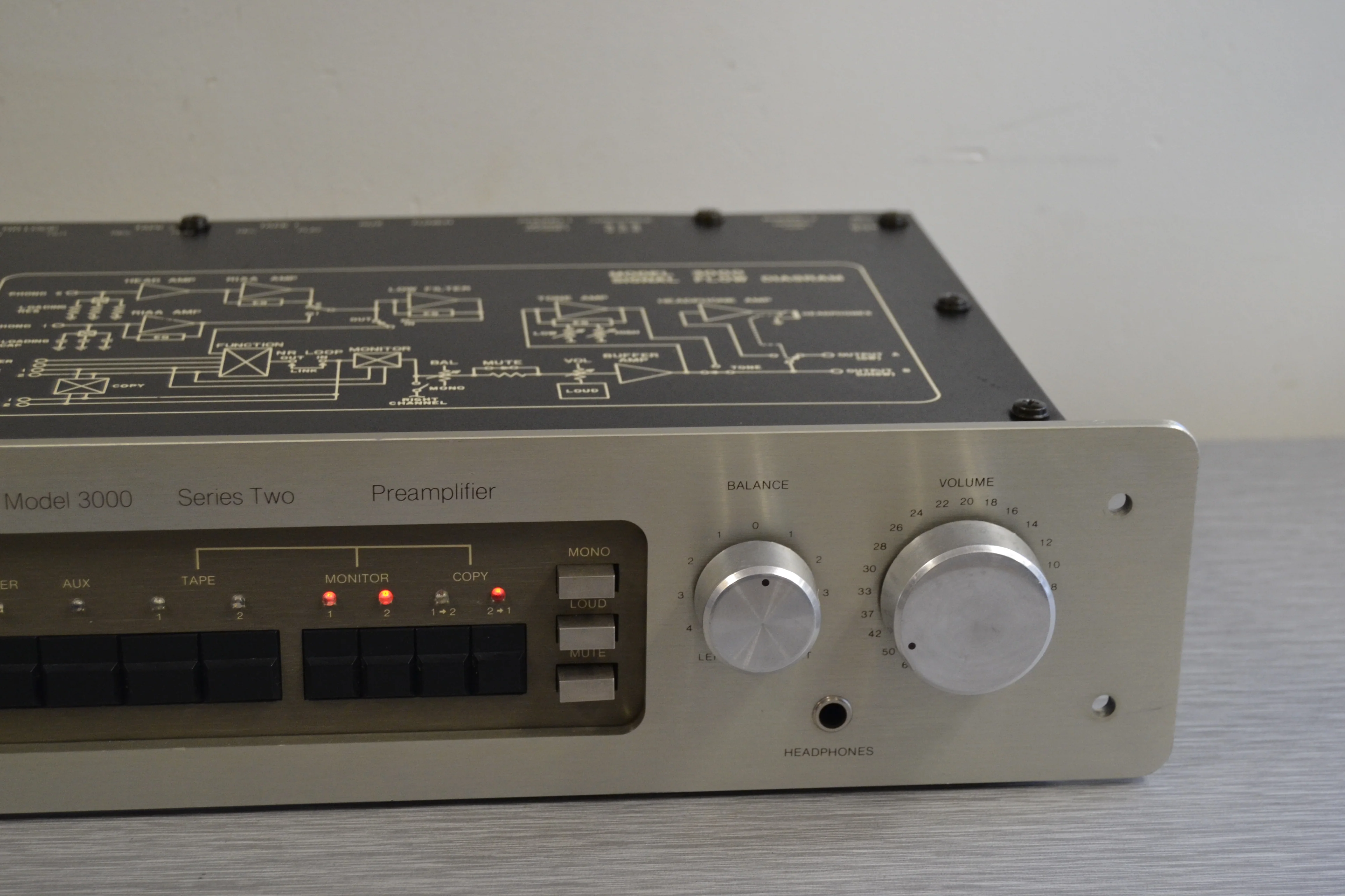 Phase Linear Model 3000 MKII Stereo Preamplifier - Image 4