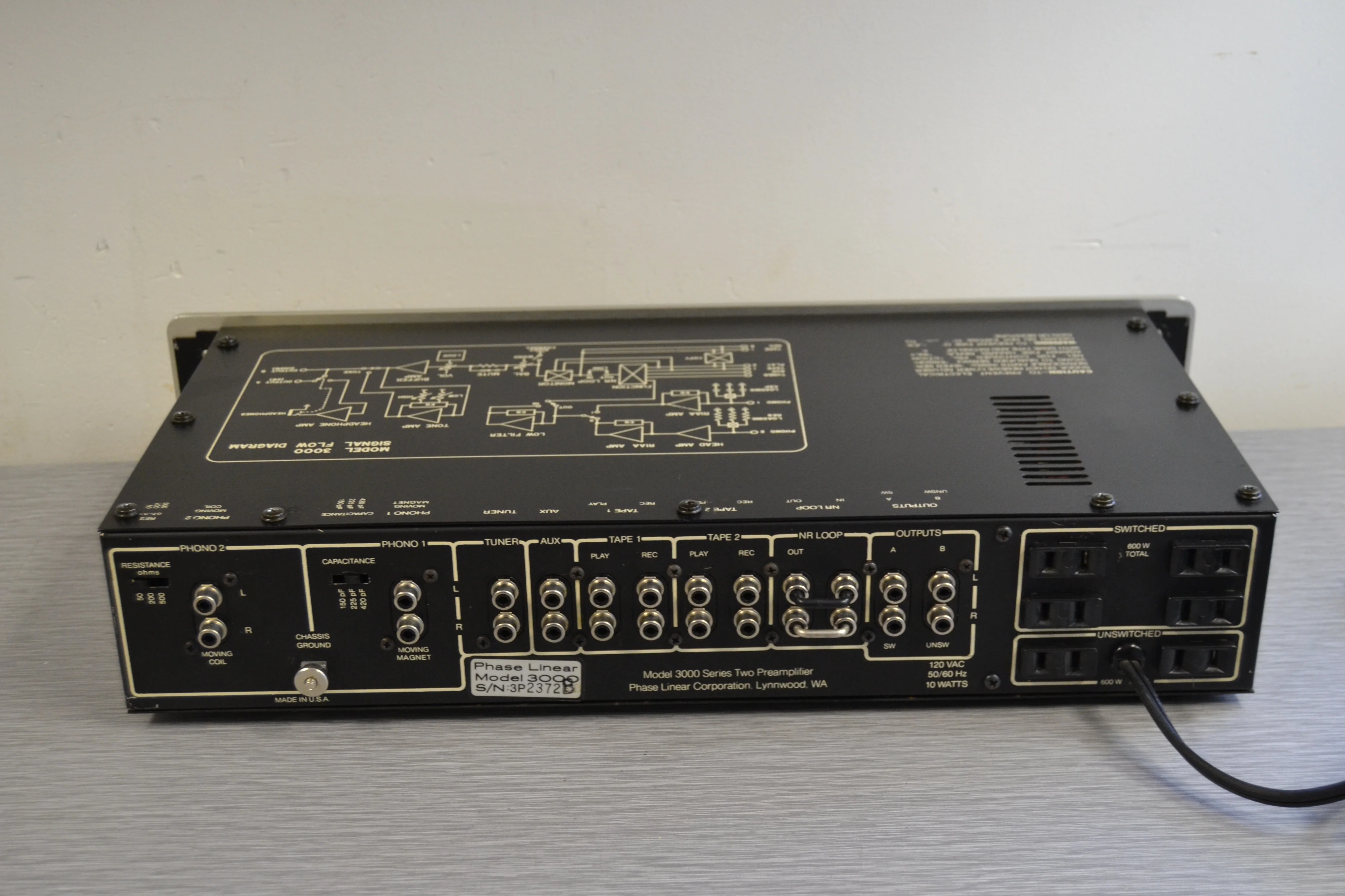 Phase Linear Model 3000 MKII Stereo Preamplifier - Image 8