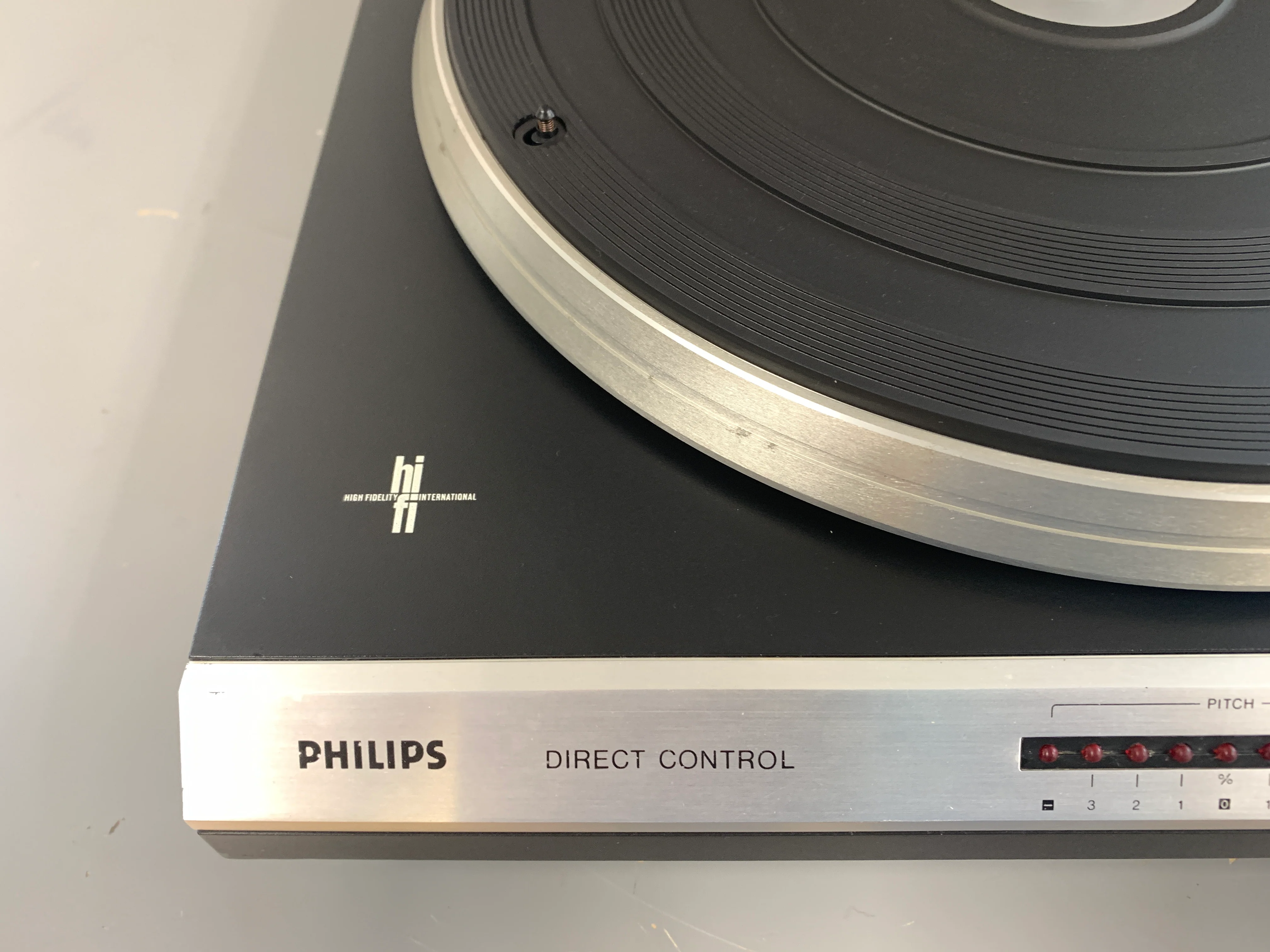 Philips AF-829 Direct Drive Turntable - Image 2