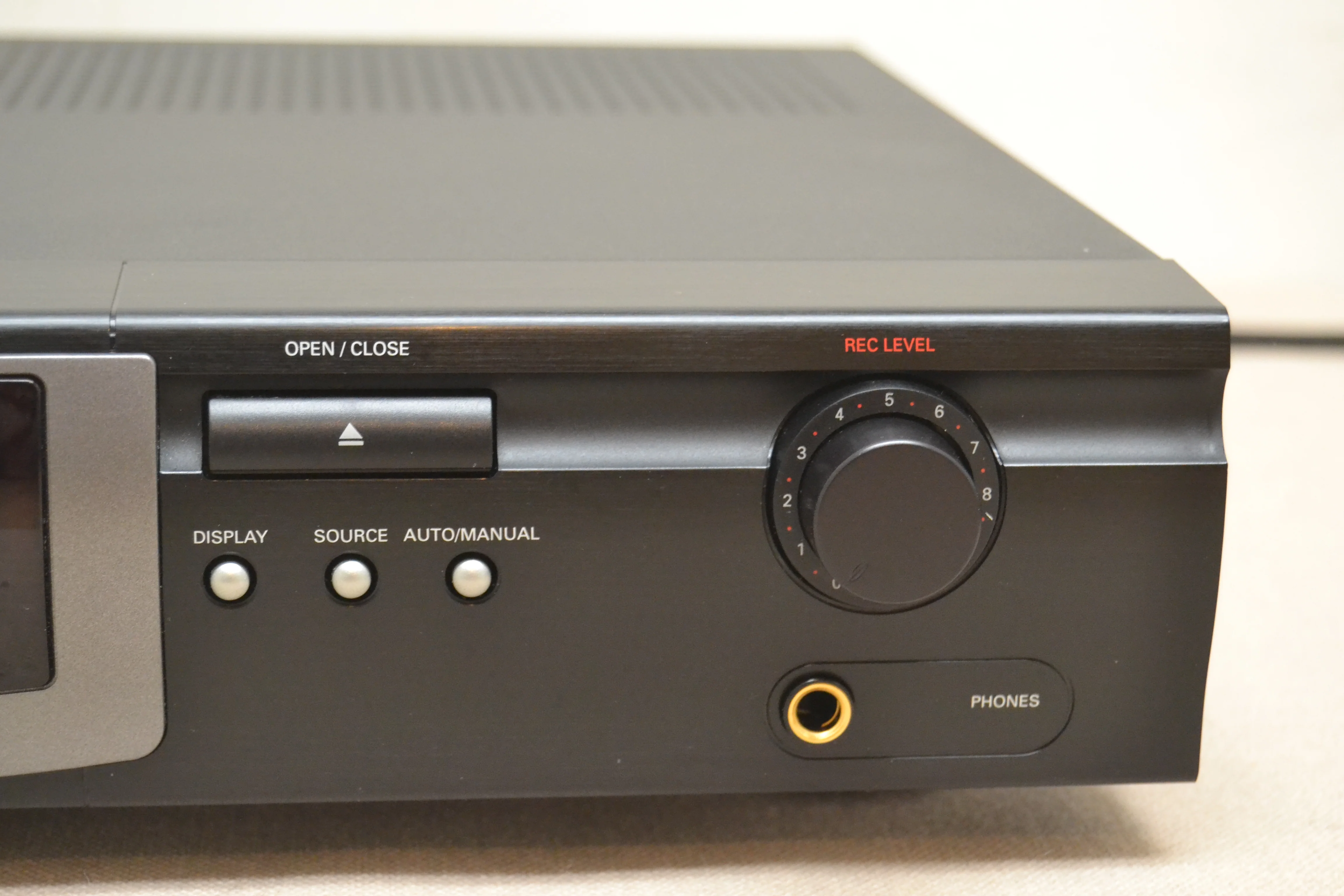 Philips CDR-760 Single CD Recorder * Manual * Remote Control * Fully Serviced * new belts - Image 5