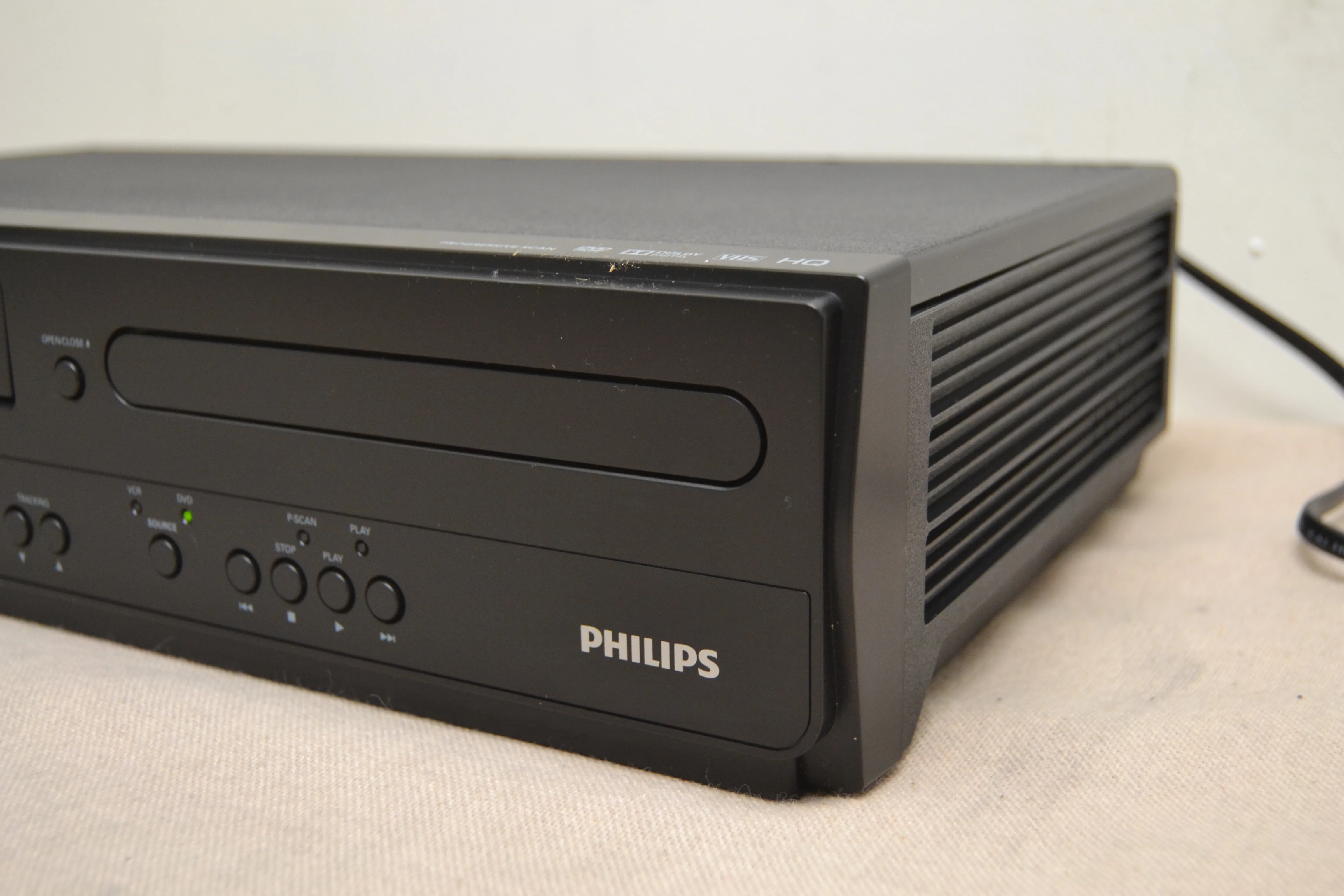 Philips DVP3355V/F7 DVD/VCR Player * Manual * Remote * 2015 - Image 8