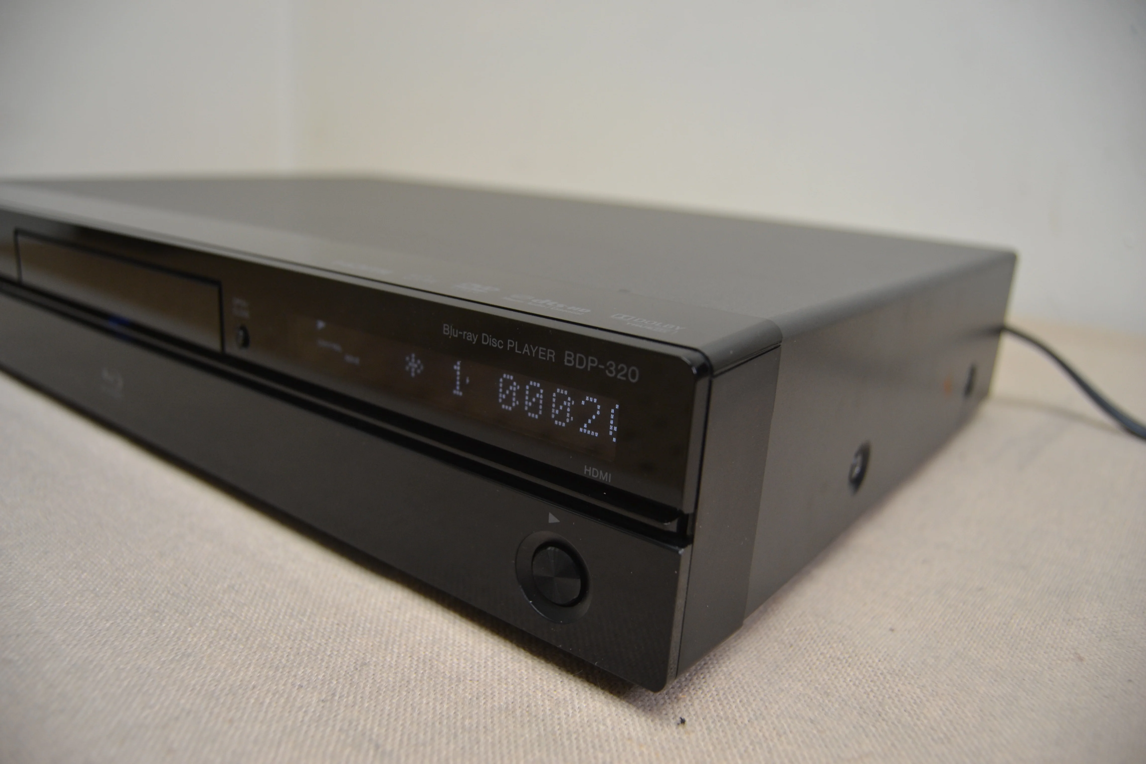 Pioneer BDP-320 Blu-Ray Player * Remote * Box - Image 7