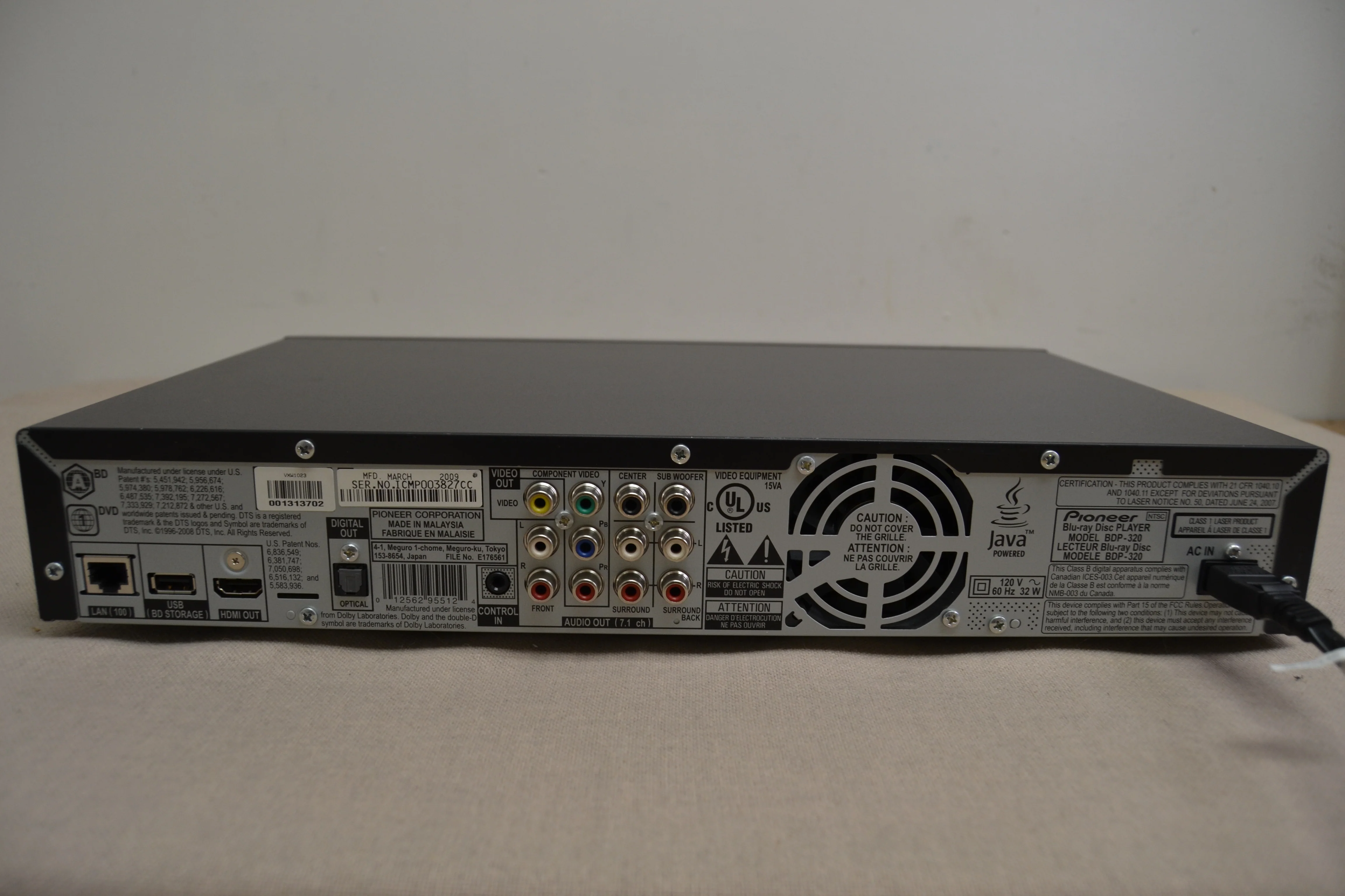 Pioneer BDP-320 Blu-Ray Player * Remote * Box - Image 8