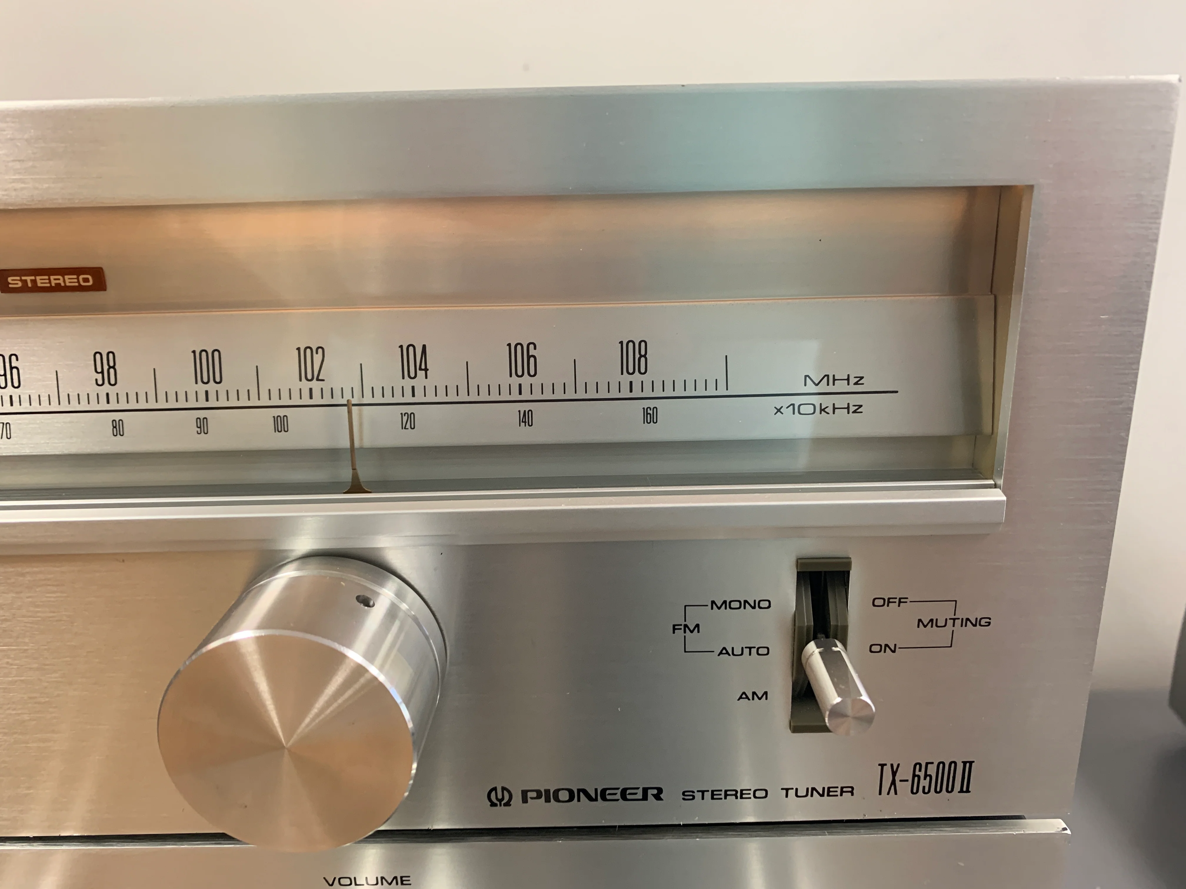 Pioneer Combo: SA-6500 MKII Integrated Amplifier - TX-6500 MKII Stereo Tuner - Image 5