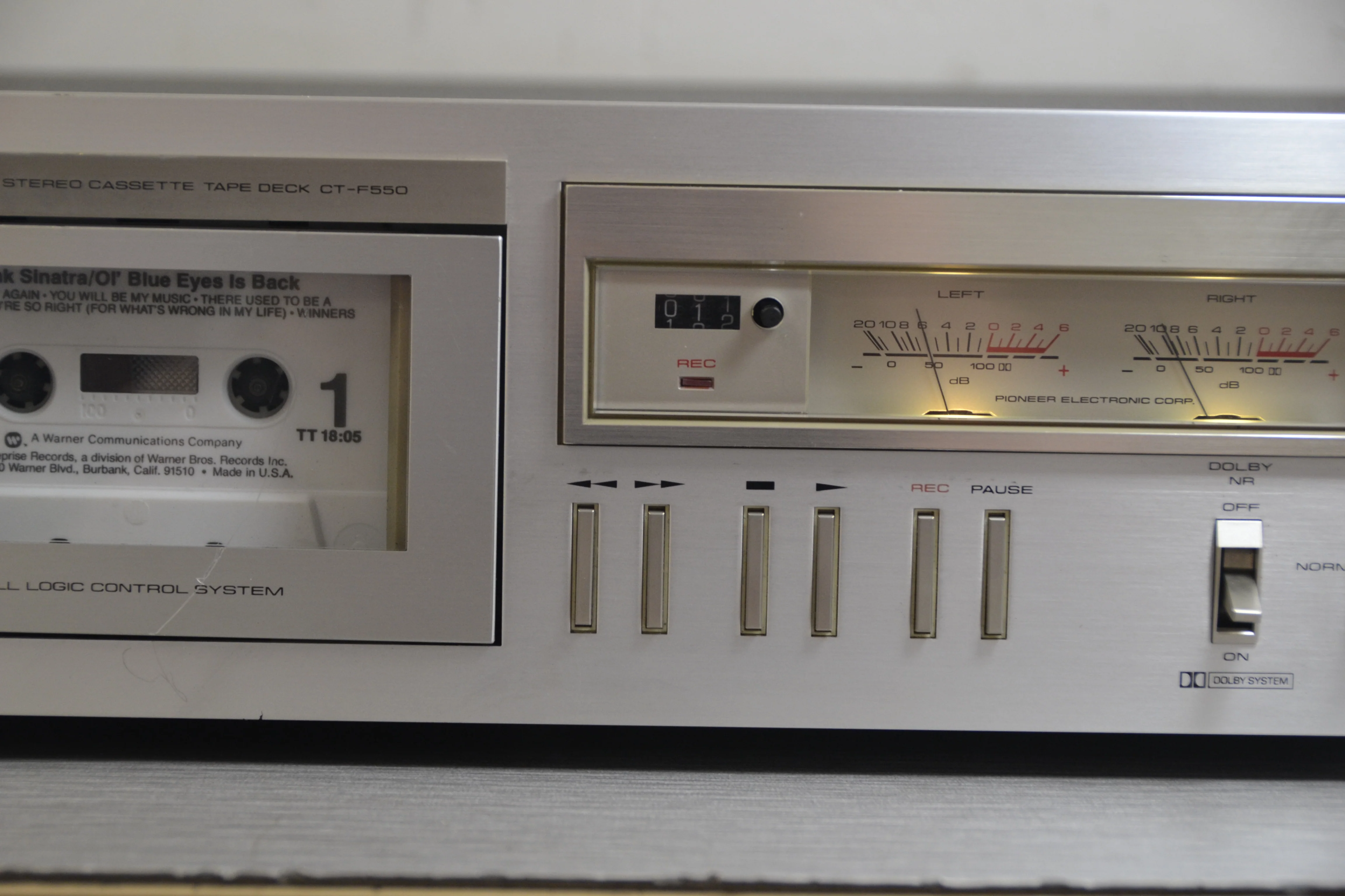 Pioneer CT-F550 Single Cassette Deck - Image 3