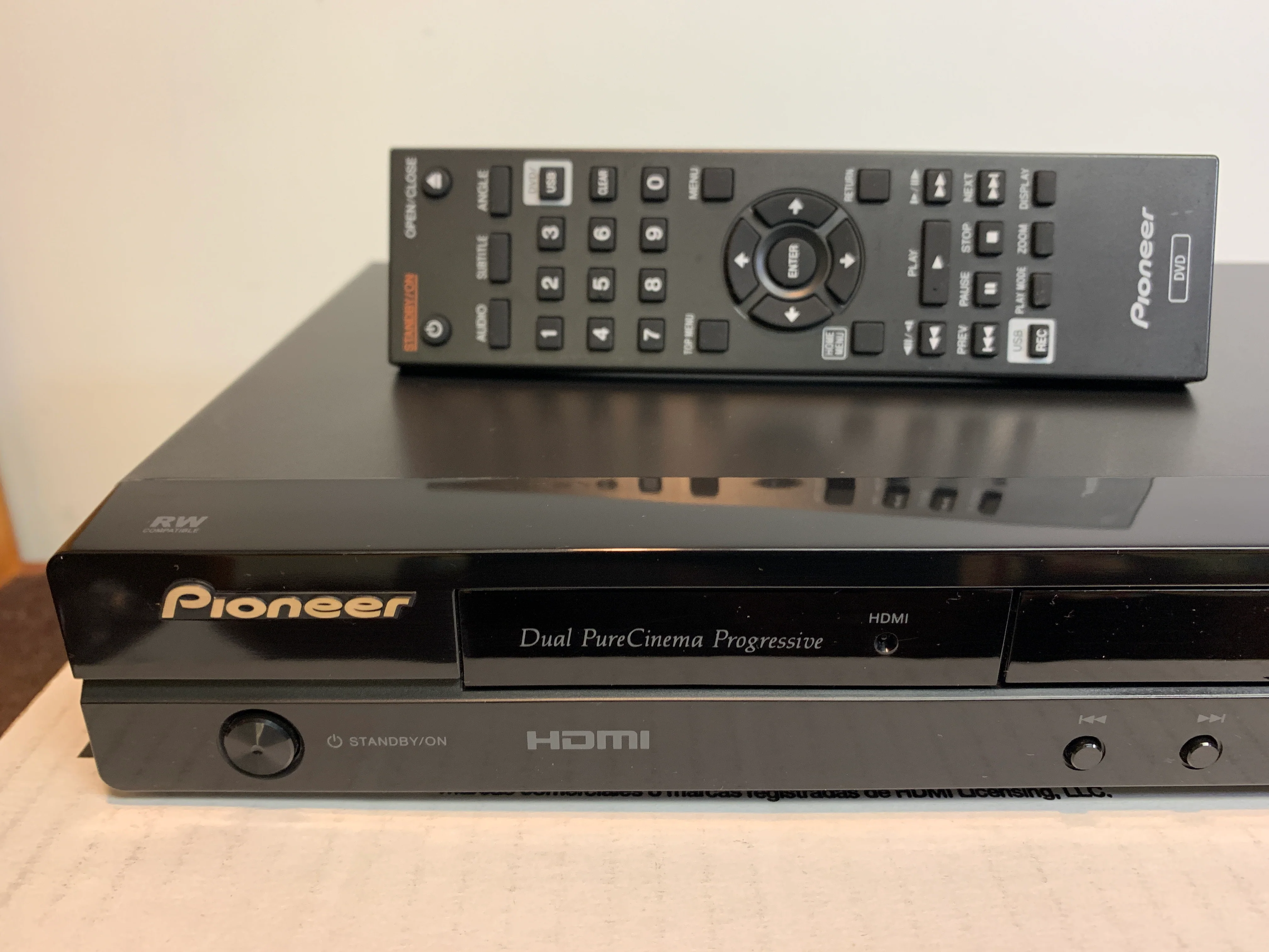 Pioneer DV-420V-K Multi-Format 1080p Upscaling DVD Player * New Open Box - Image 3