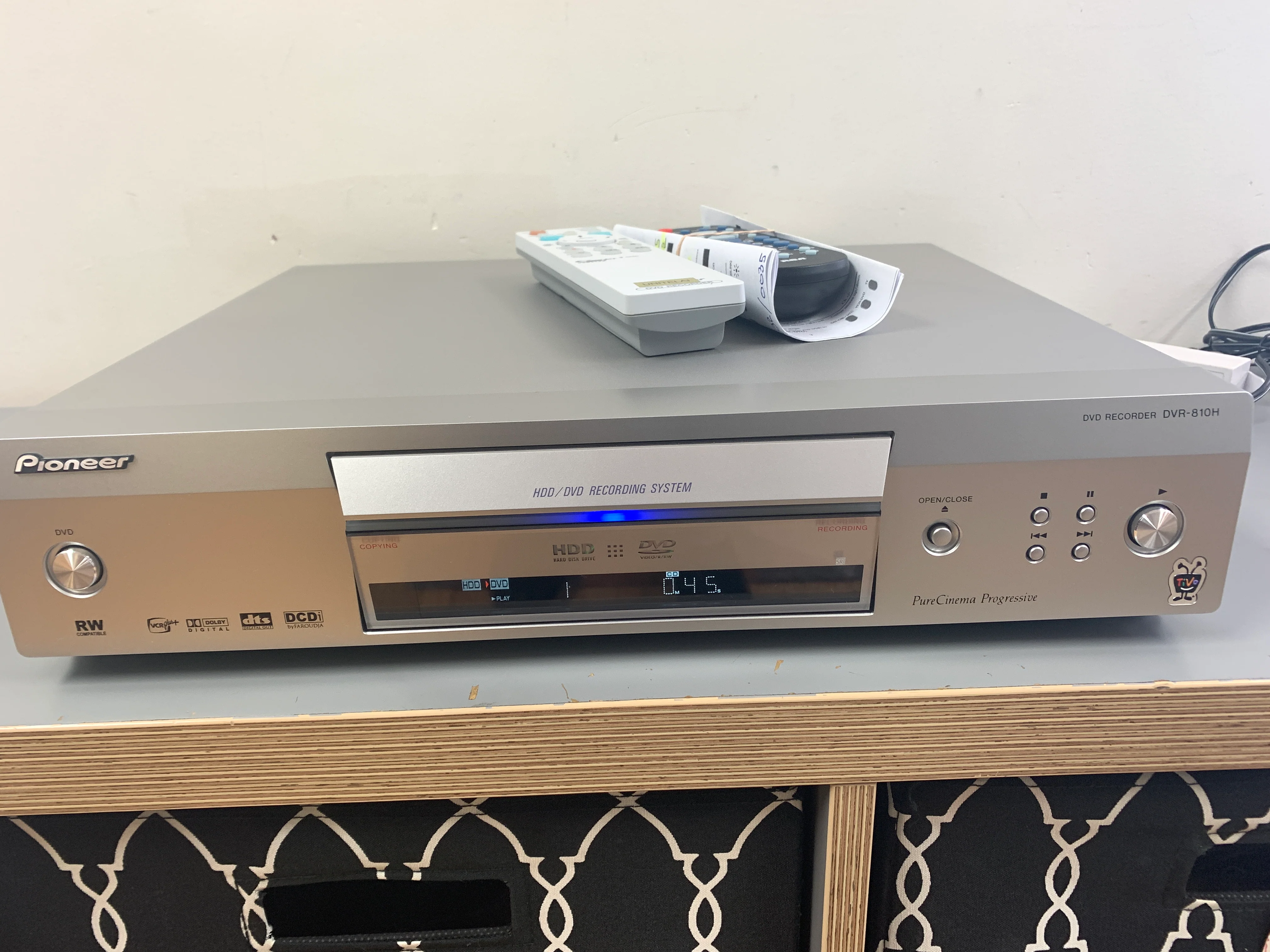 Pioneer DVR-810H DVD & Hard Disk Recorder * Remotes