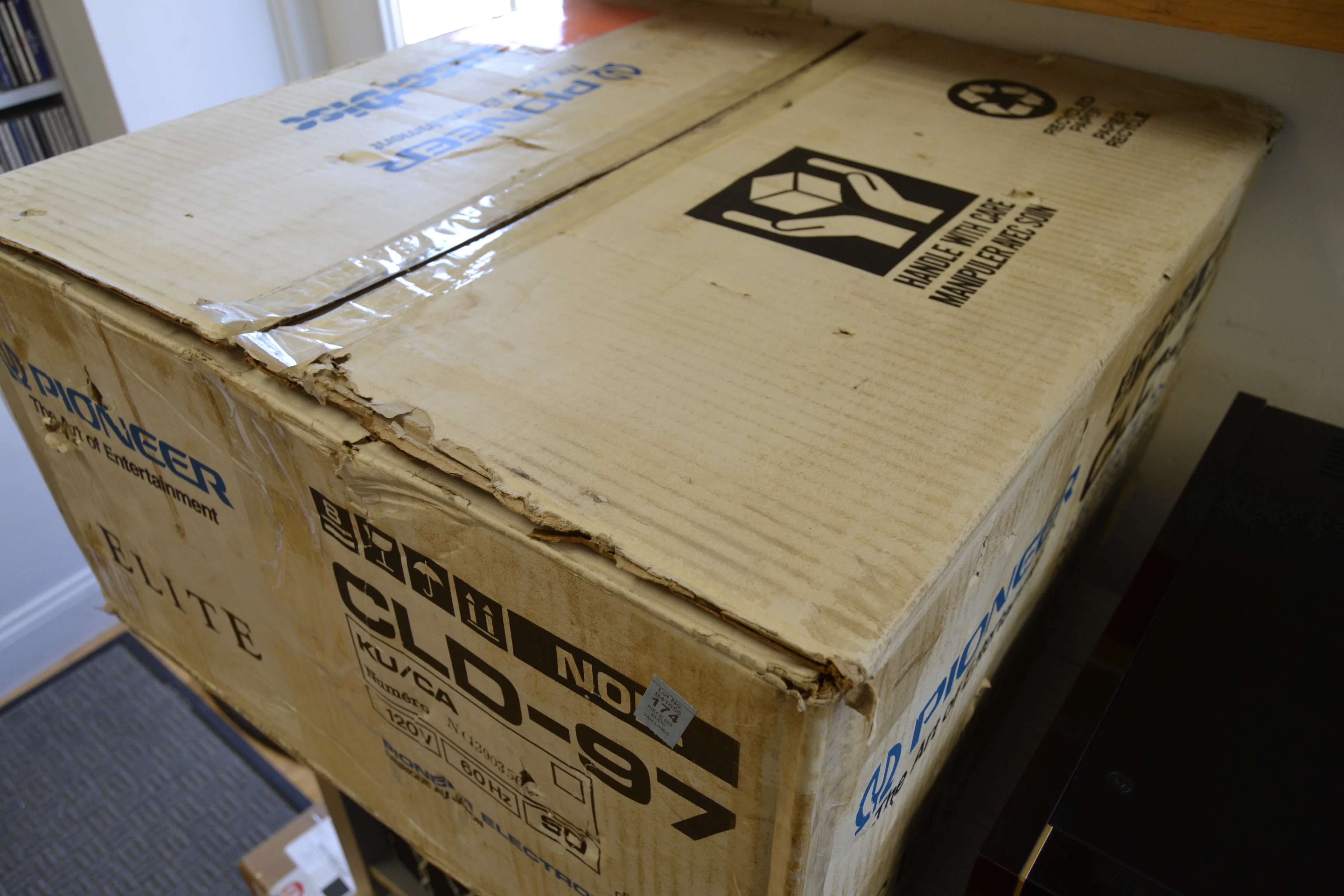 Pioneer ELITE CLD-97 Laserdisc Player * Remote * Manual * Box - Image 8