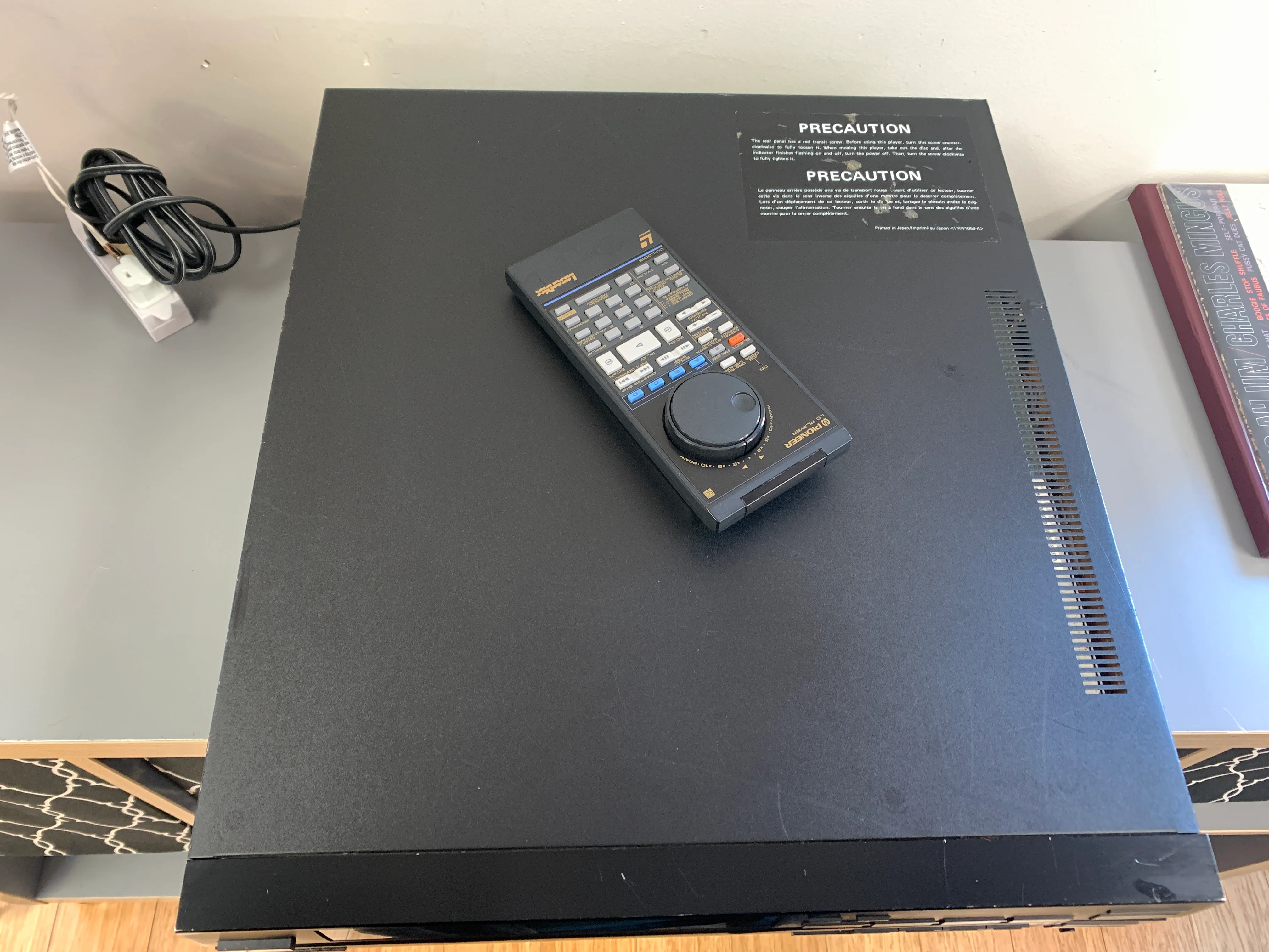 Pioneer LD-W1 Laserdisc Player * remote - Image 7