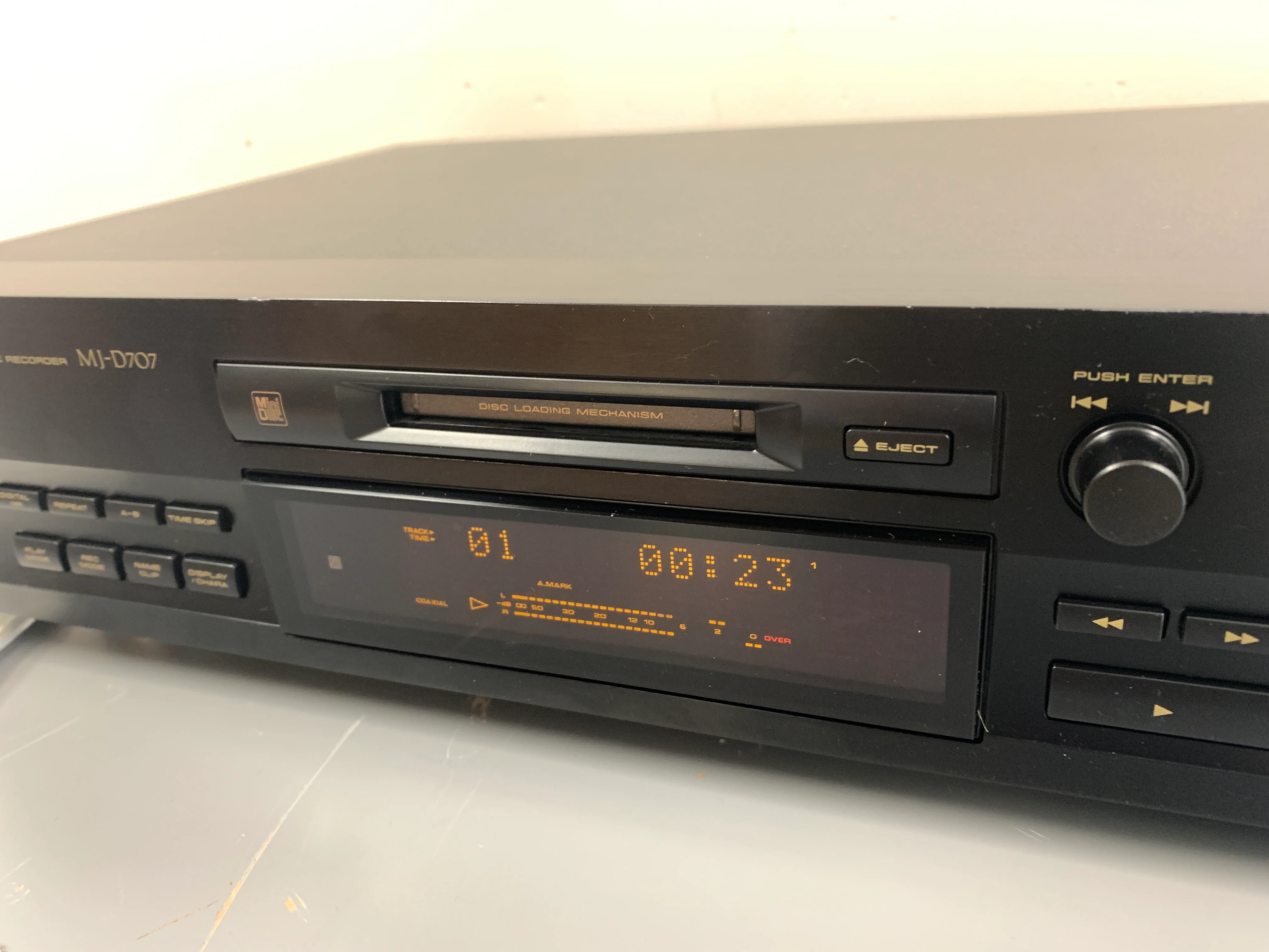 Pioneer MJ-D707 Single Minidisc Player * Remote * Manual - Image 7