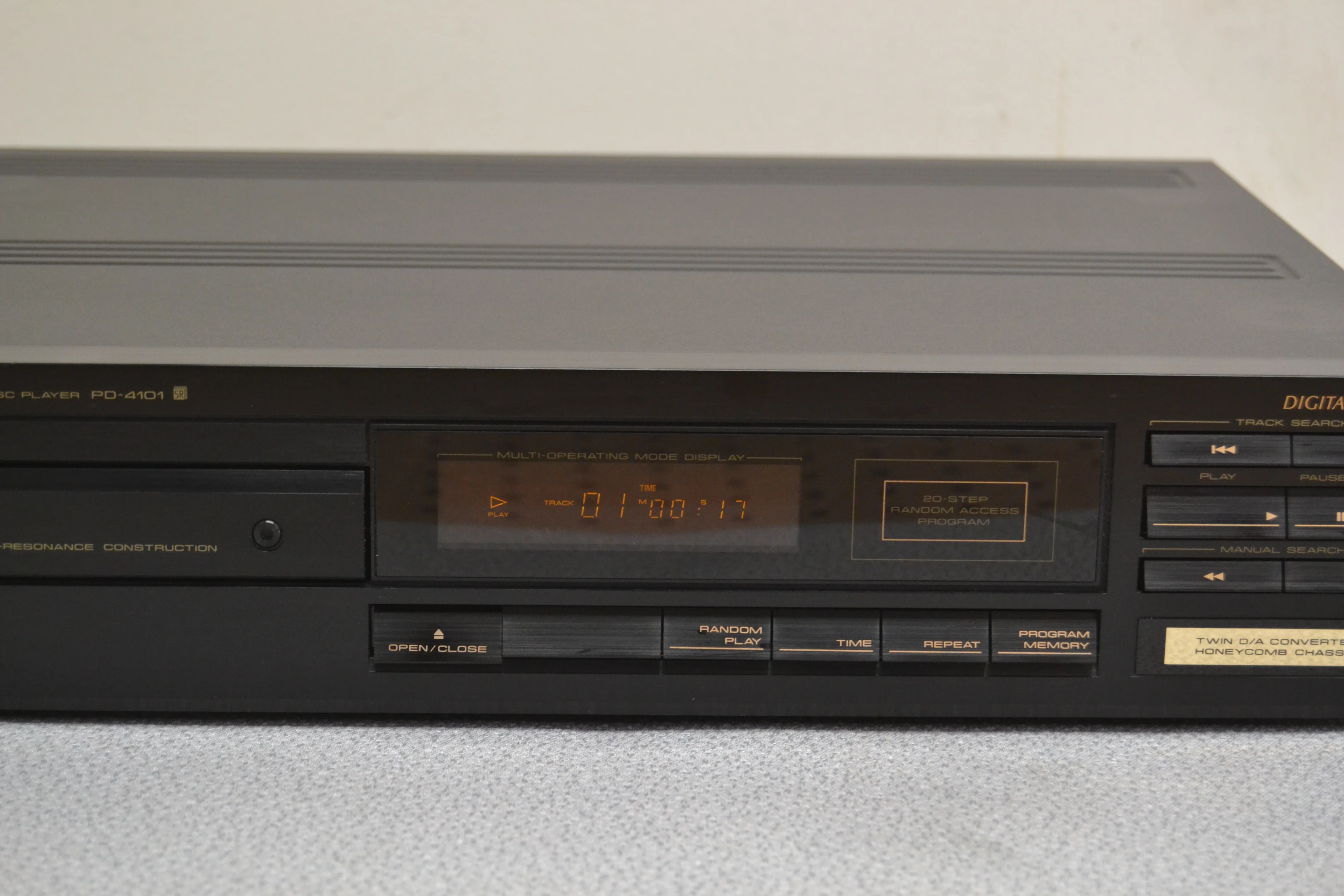 Pioneer PD-4101 Single CD Player - Image 3
