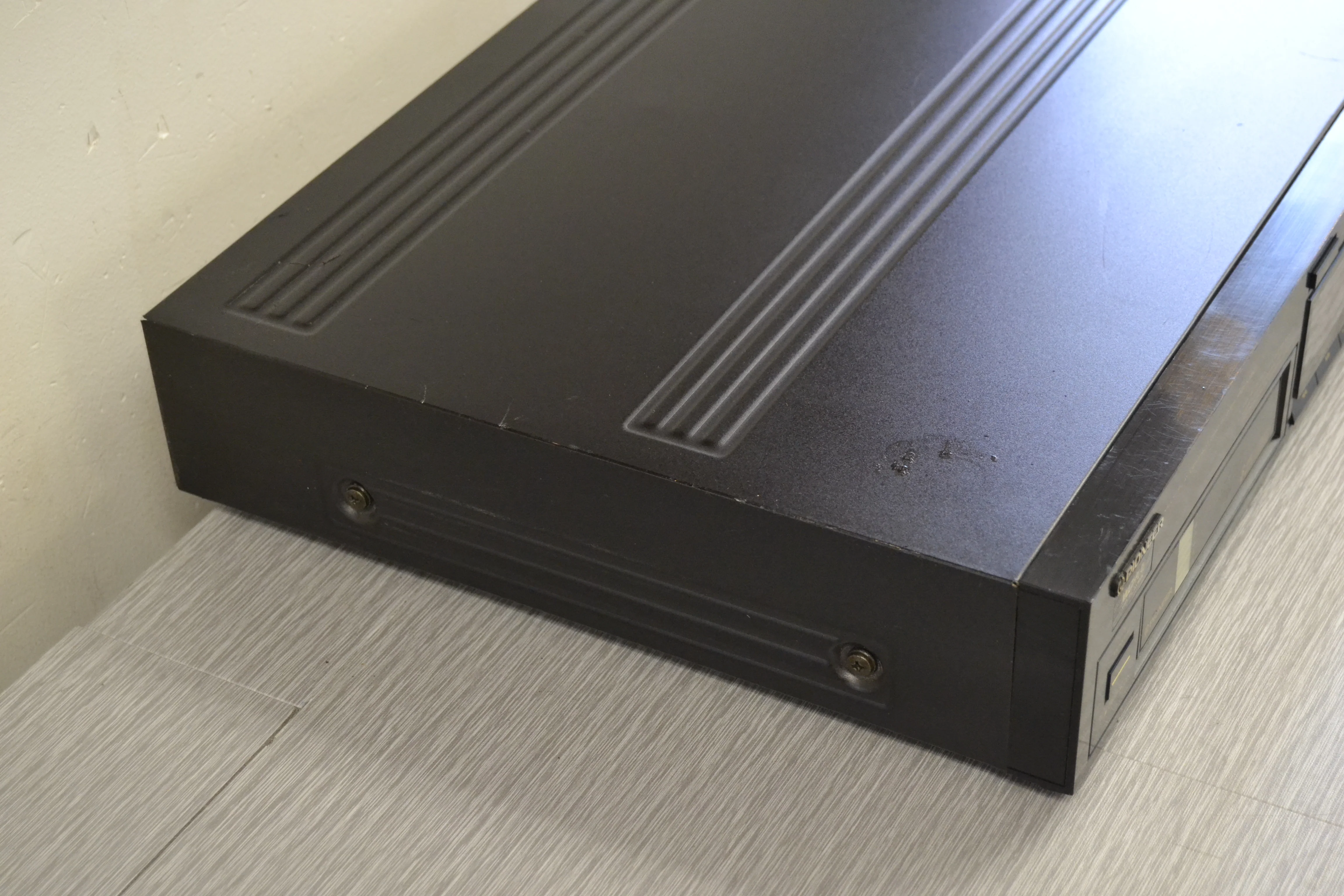 Pioneer PD-M50 Multi Play Compact Disc Player (1987) - Image 7