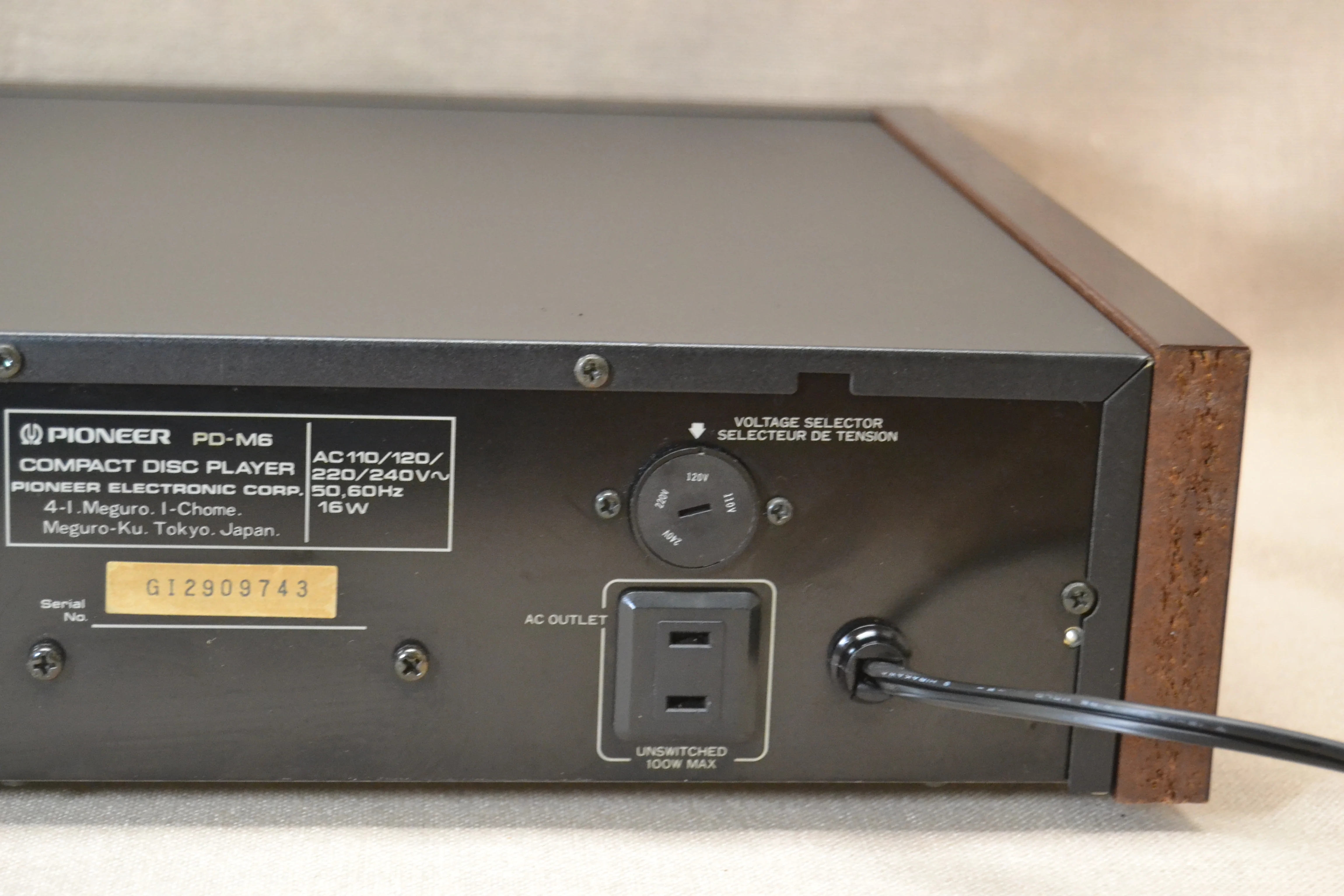 Pioneer PD-M6 CD Changer 6 Disc Cartridge * Remote * Wood Panels - Image 11