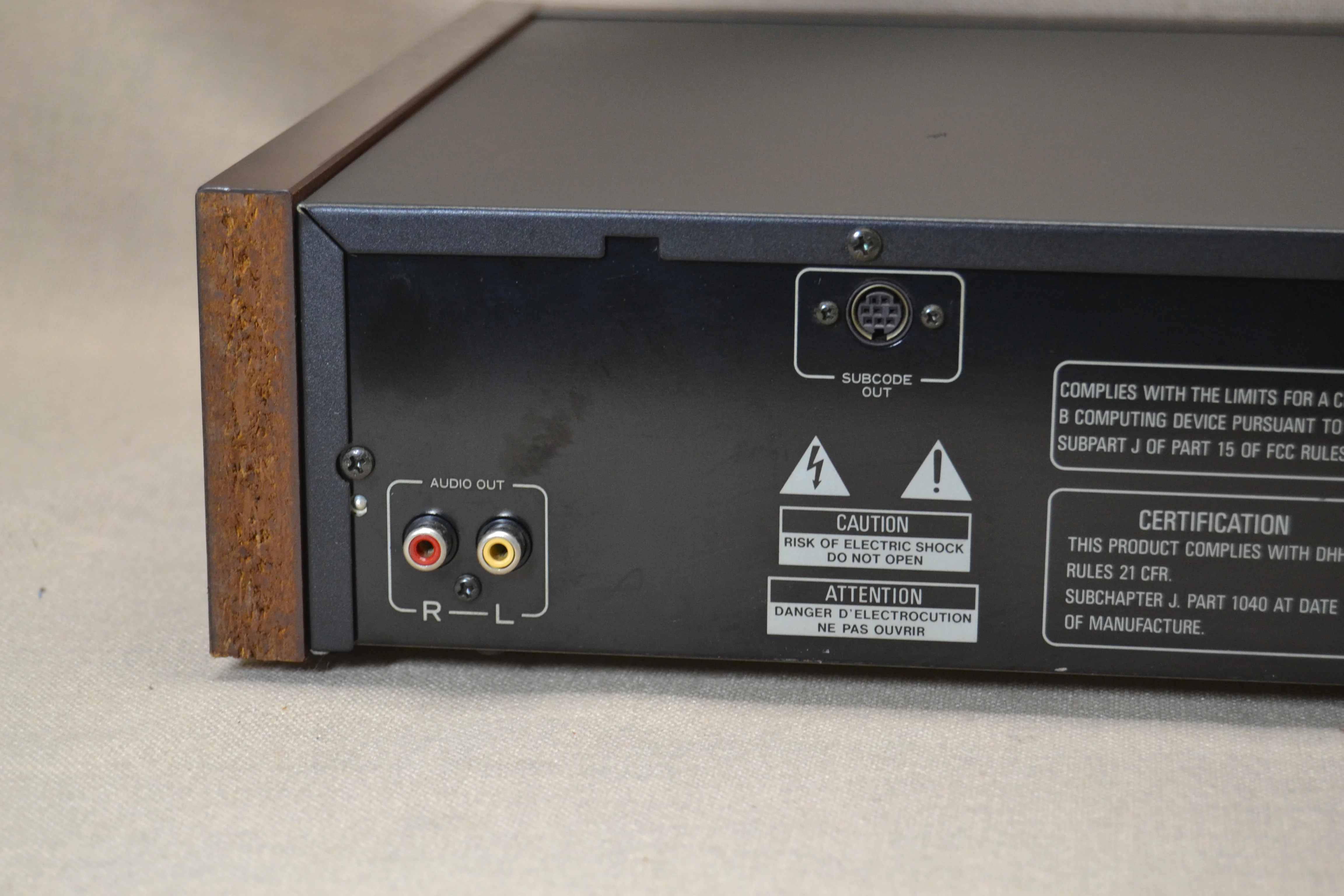 Pioneer PD-M6 CD Changer 6 Disc Cartridge * Remote * Wood Panels - Image 9