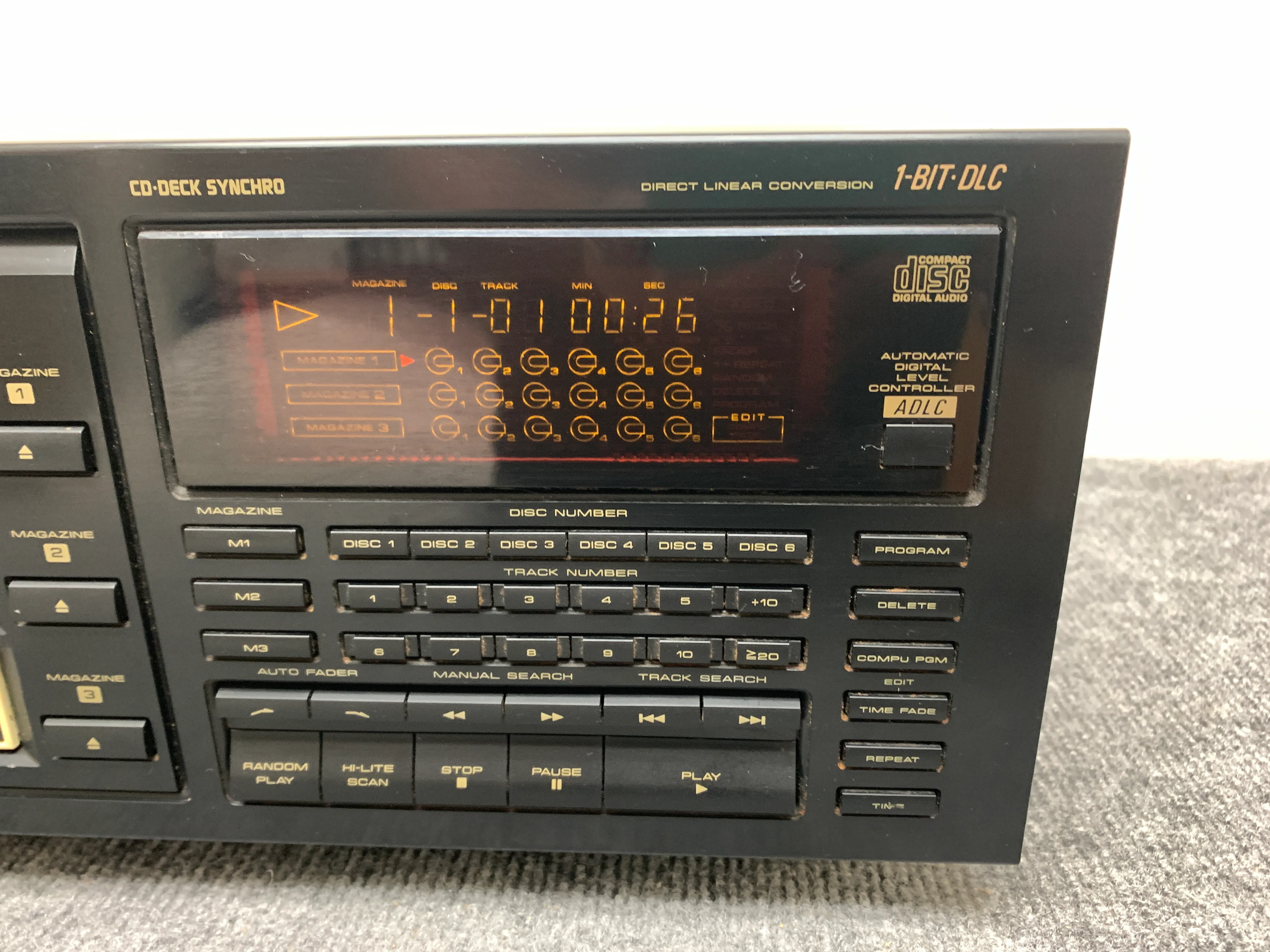 Pioneer PD-TM1 CD Changer - 18 Discs - Image 6