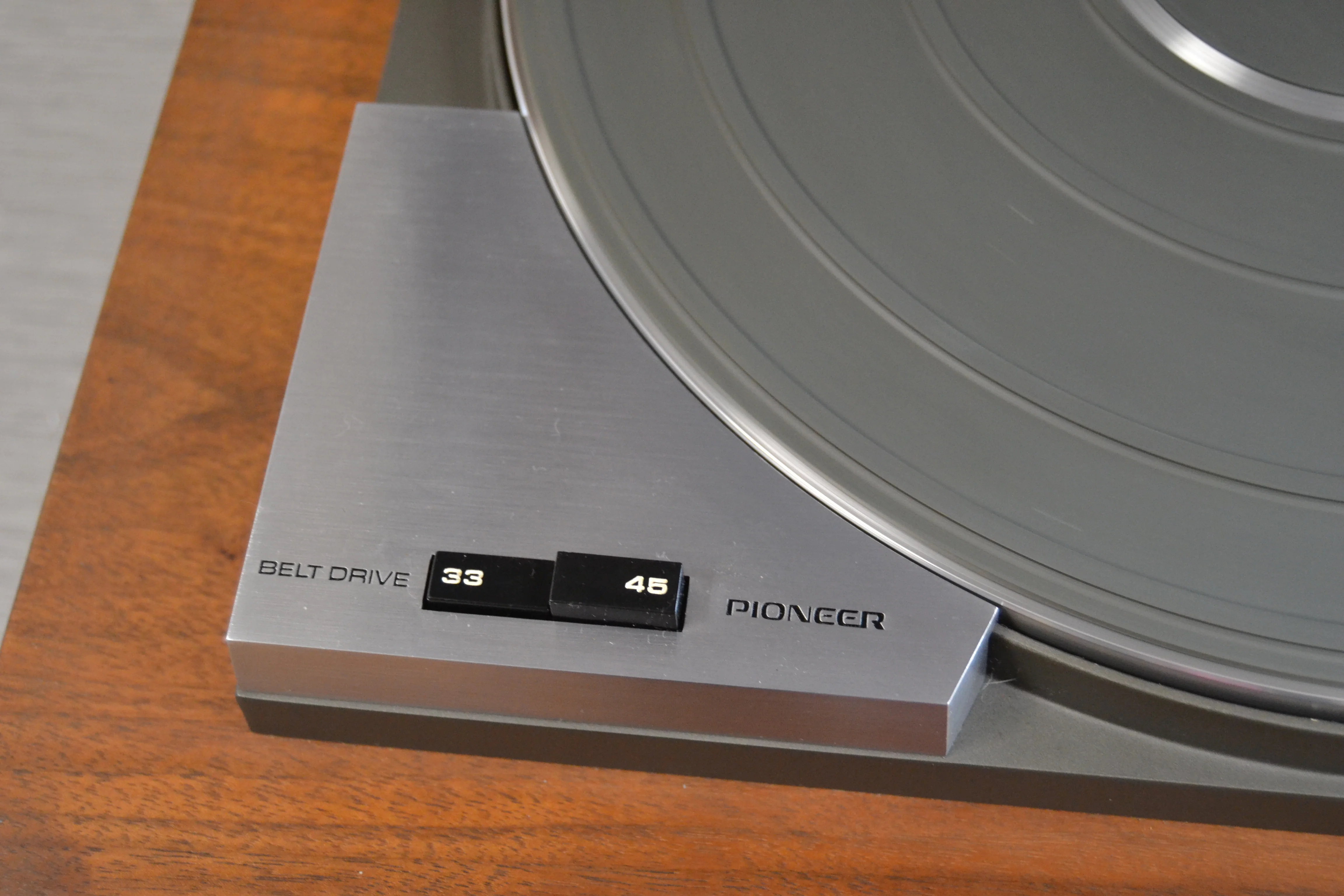 Pioneer PL-50 Belt Drive Turntable - Image 6