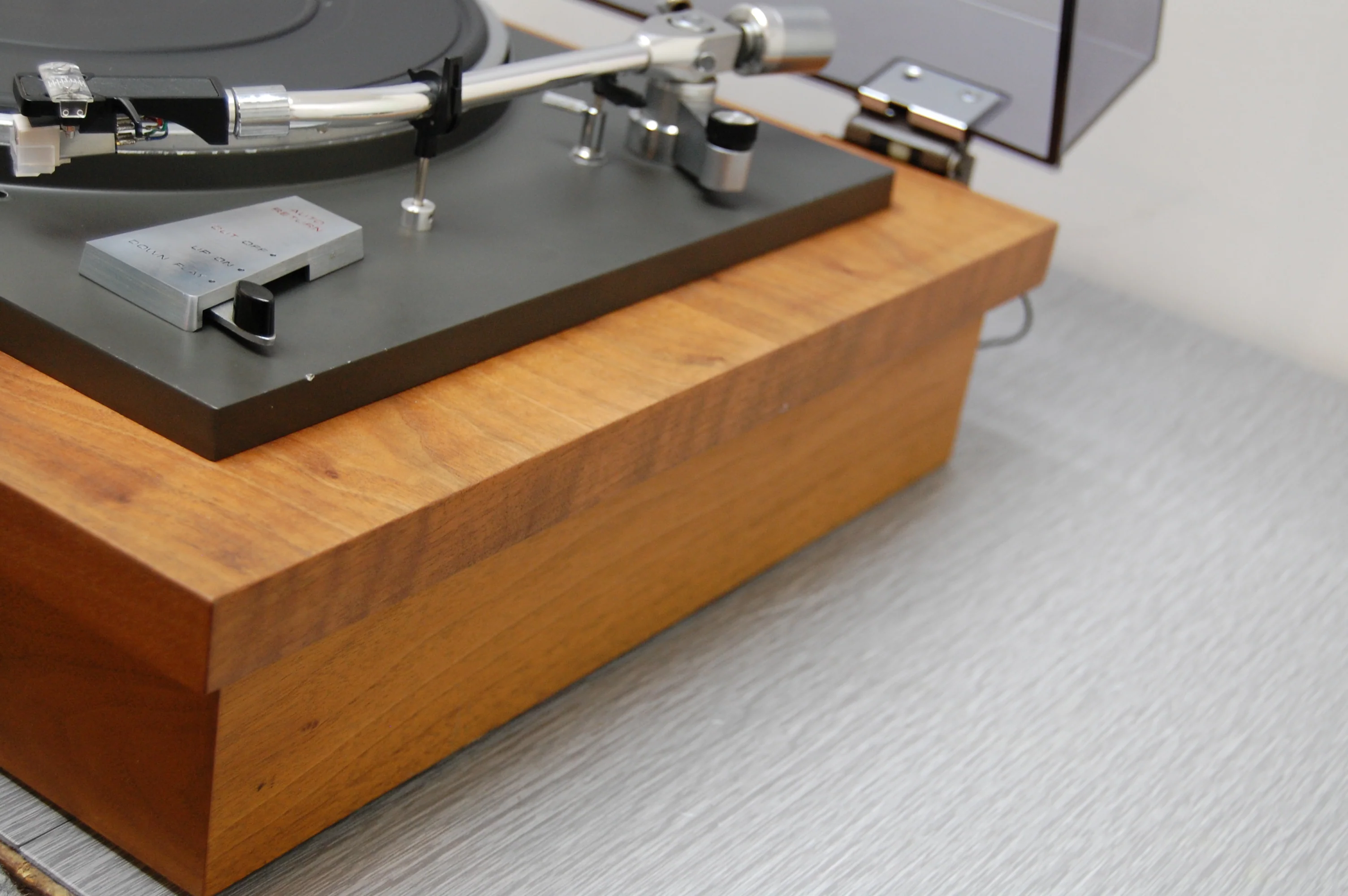 Pioneer PL-50 Belt Drive Turntable - NEW Audio Technica AT3600 Cartridge - Image 9