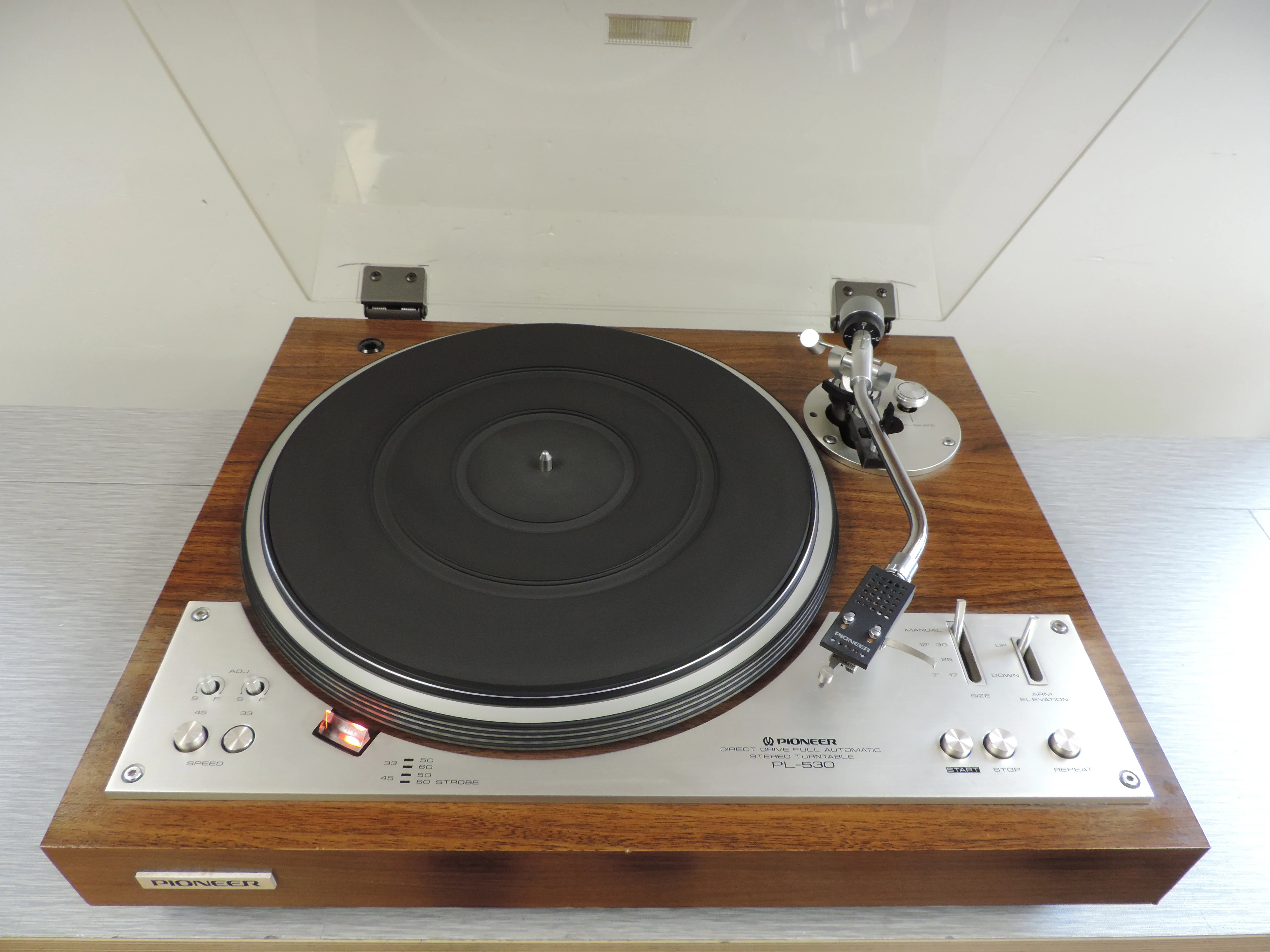 Pioneer PL-530 Direct Drive Fully Automatic Turntable - 1976-1978 - Pickering Cartridge - Image 3