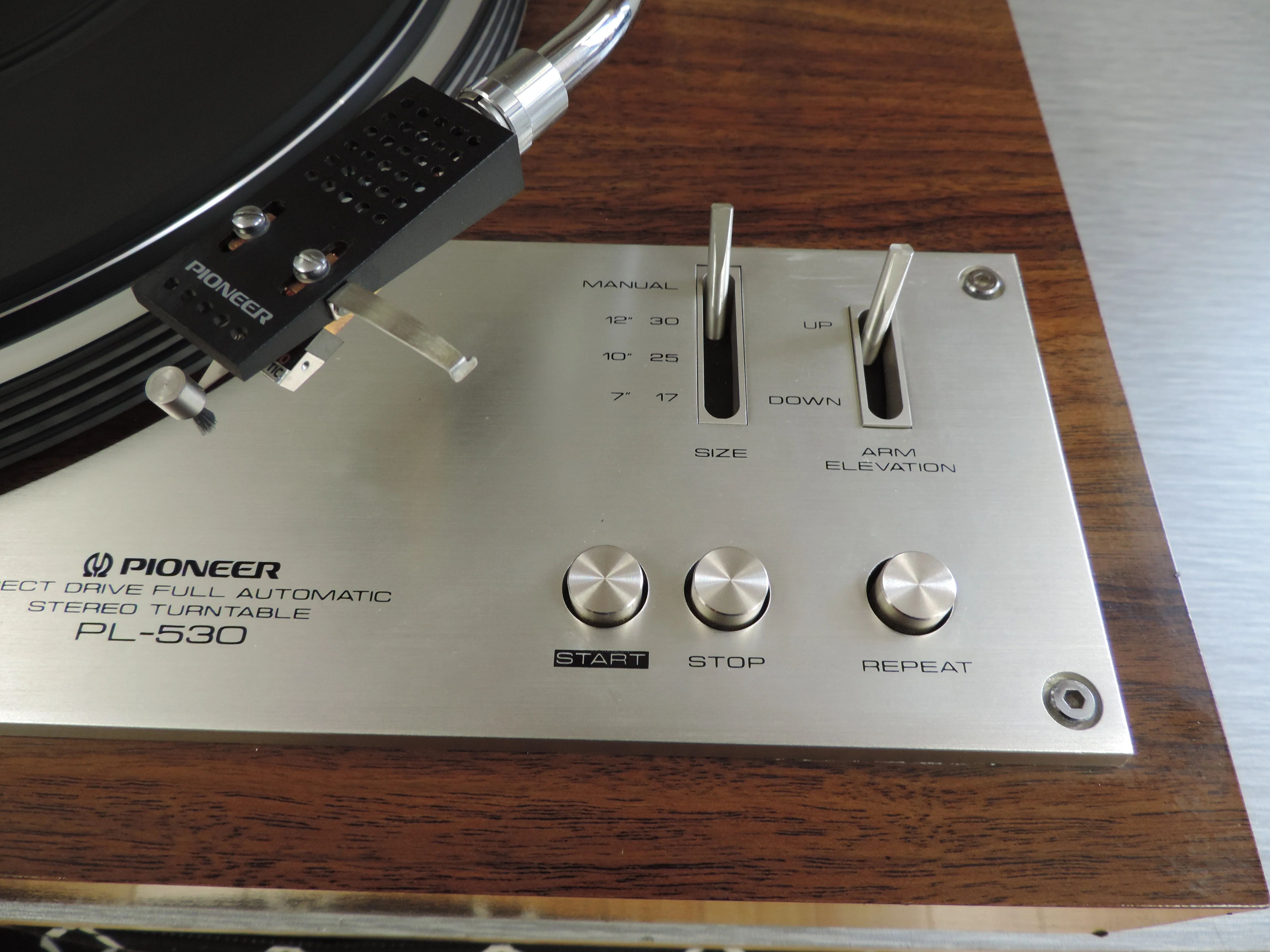 Pioneer PL-530 Direct Drive Fully Automatic Turntable - 1976-1978 - Pickering Cartridge - Image 6