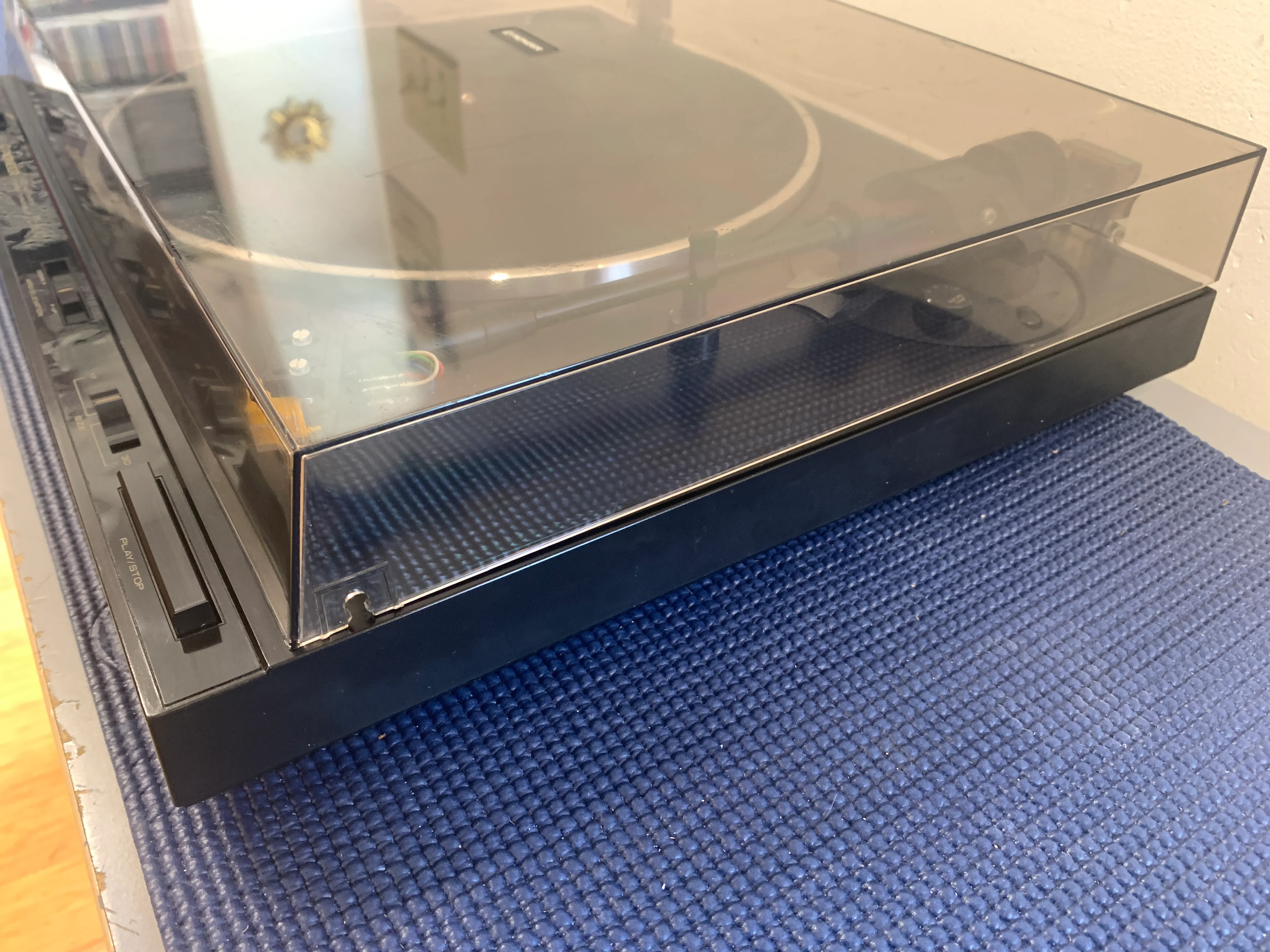 Pioneer PL-600 Belt Drive Turntable - Image 11